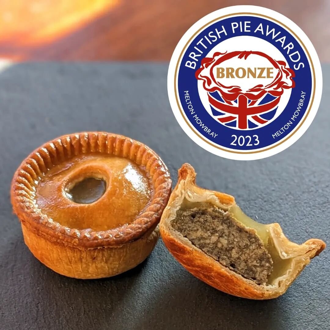 I won a Bronze Award! 🥉😃 But didn't get announced as a winner 😢

I took this picture a few weeks ago ready for the pie award winners to be announced.  Unfortunately I wasn't on that list but I posted it anyway because I was still proud of what I s