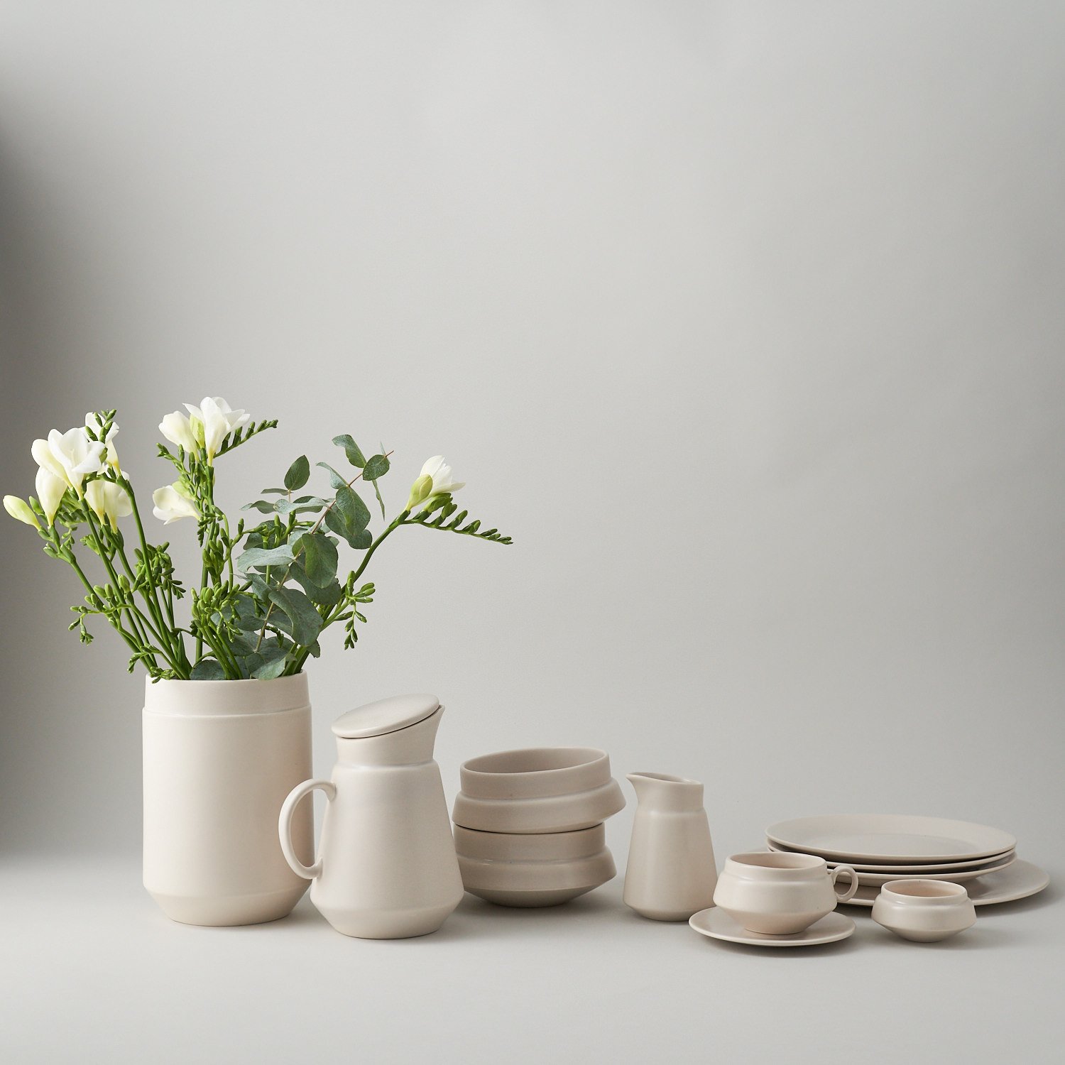 MATT_Grey_CUP_AND_SAUCER.7.jpg