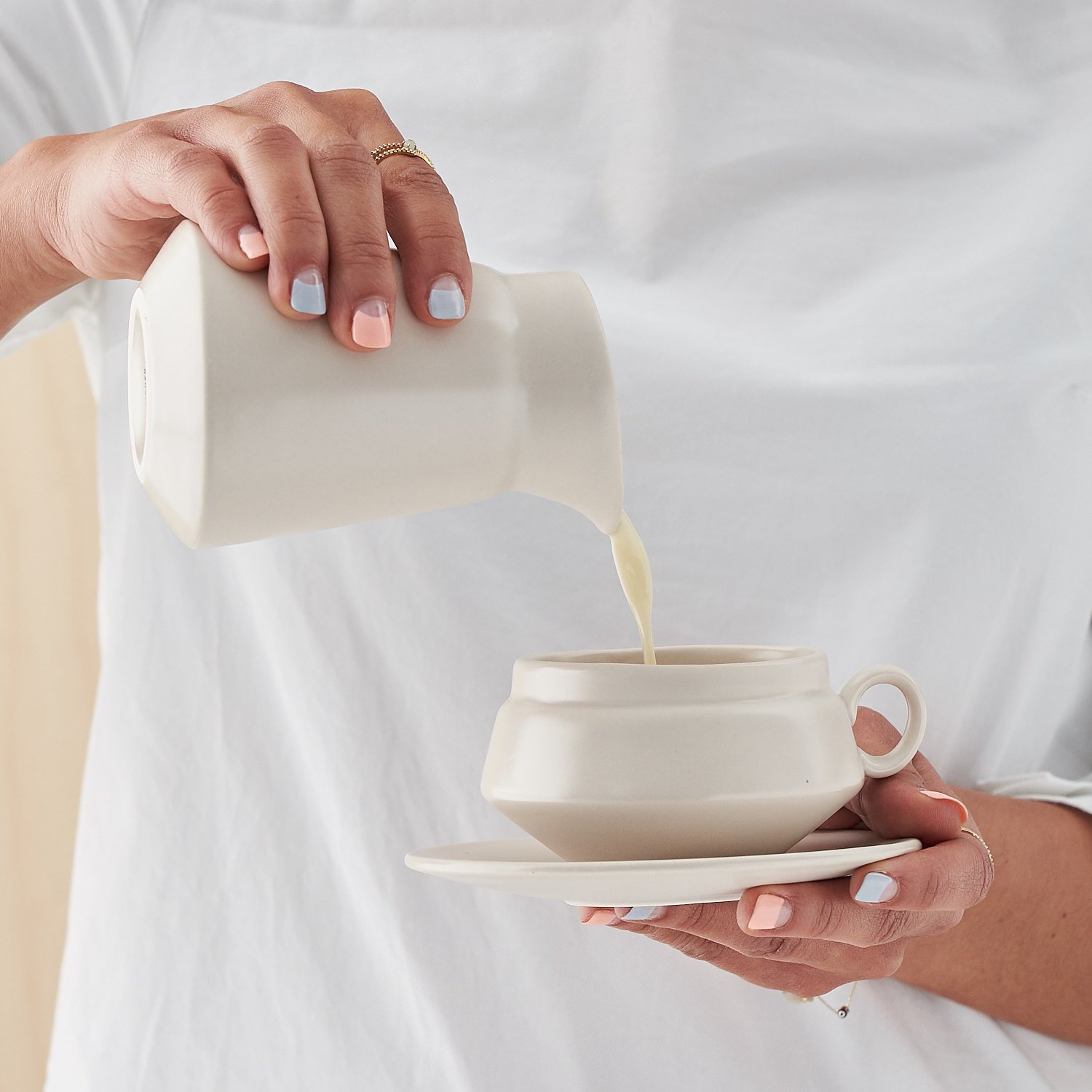 MATT_Grey_MILK_JUG.4.jpg