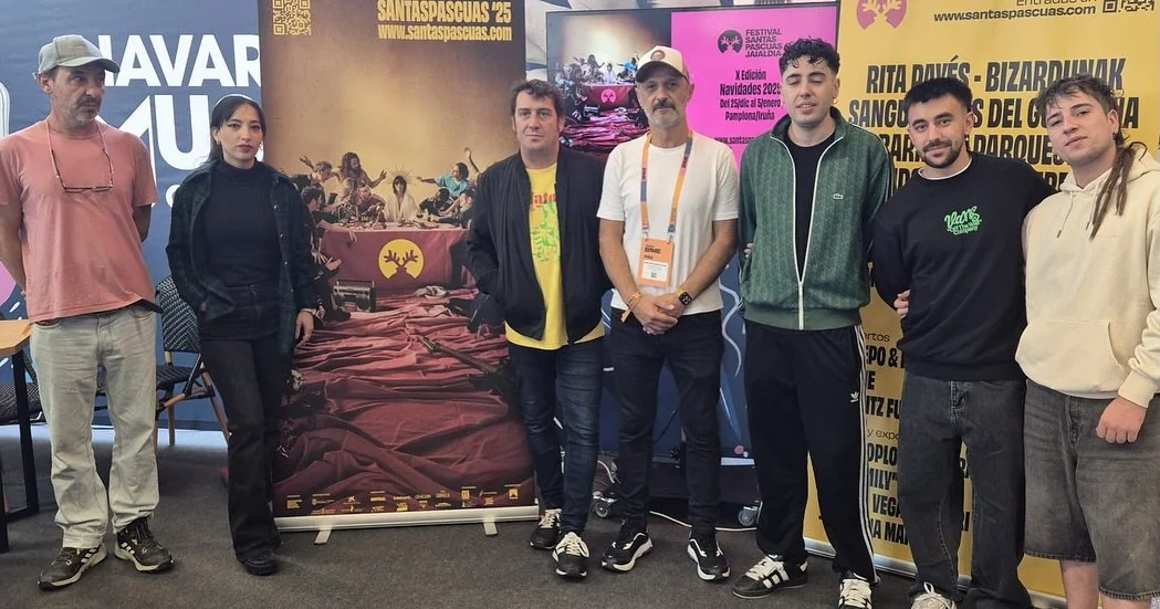Hoy hemos presentado en el @bimenet_ de Bilbao la X edici&oacute;n del Festival SantasPascuas acompa&ntilde;ados de nuestros artistas favoritos @sanguijuelasdelguadiana_ y @castazabal dentro del stand de @navarramc . Un placer que nos inviten a colab