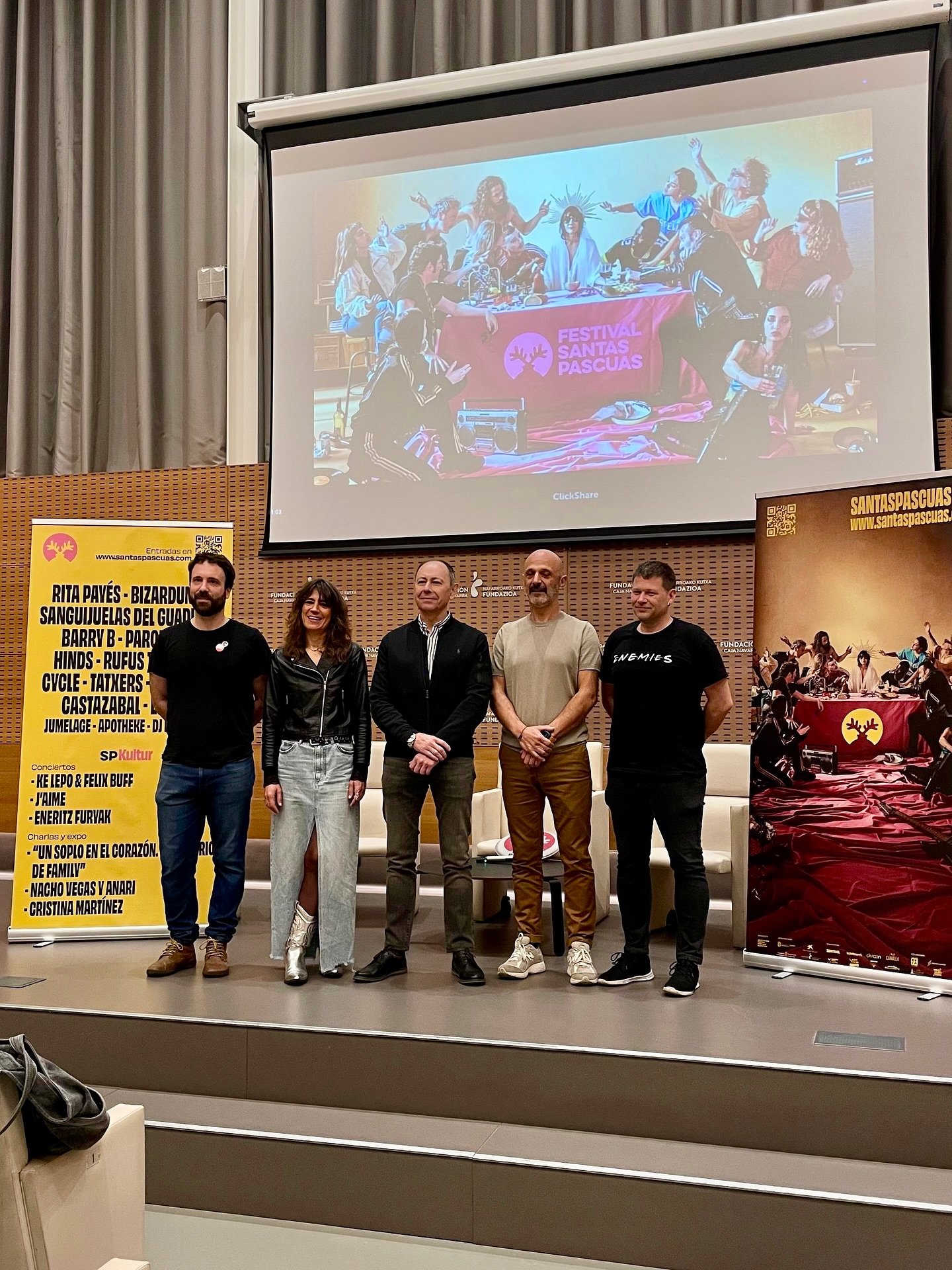 Presentaci&oacute;n de la X edici&oacute;n del Festival SantasPascuas acompa&ntilde;ado de los nuevos ciclos y conciertos.
Gracias a @civican.fcn por acogernos y a @pamplona_ayto , @pamplonaescultura, @navarramc , @labasarea y @fundcajanavarra por pa