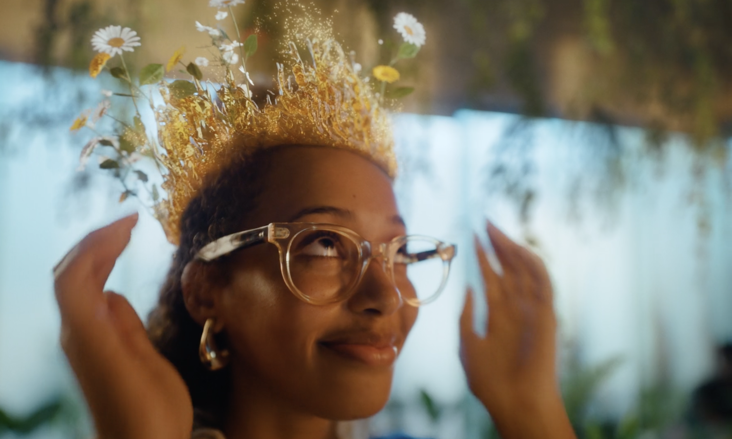 Woman wearing flowers in her hair in a Burt’s Bees campaign still, cinematography by Johan-Fredrik Bødtker.