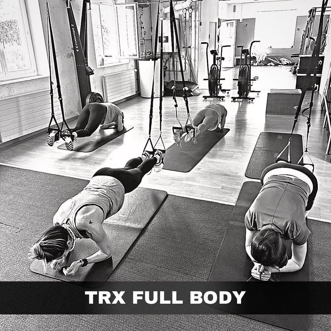 TRX FULL BODY

A full body workout, low impact, high intensity and best of all are the lovely peeps. 

All excercises can be modified to your needs! 

#trx #fullbodyworkout #pendulumpainting #bodyweightworkout #fitfam