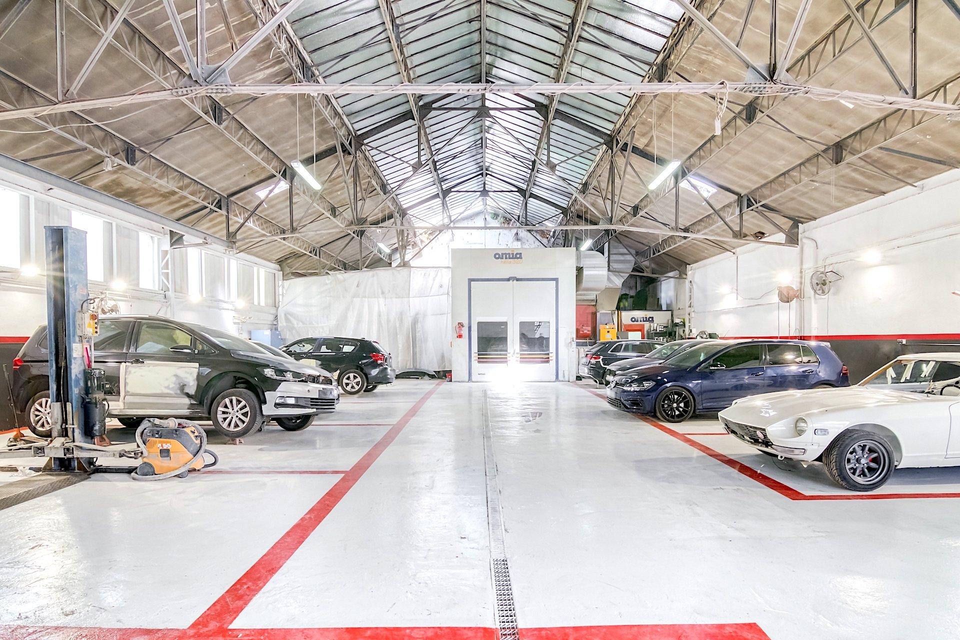 CARROSSERIE ATELIER.jpeg