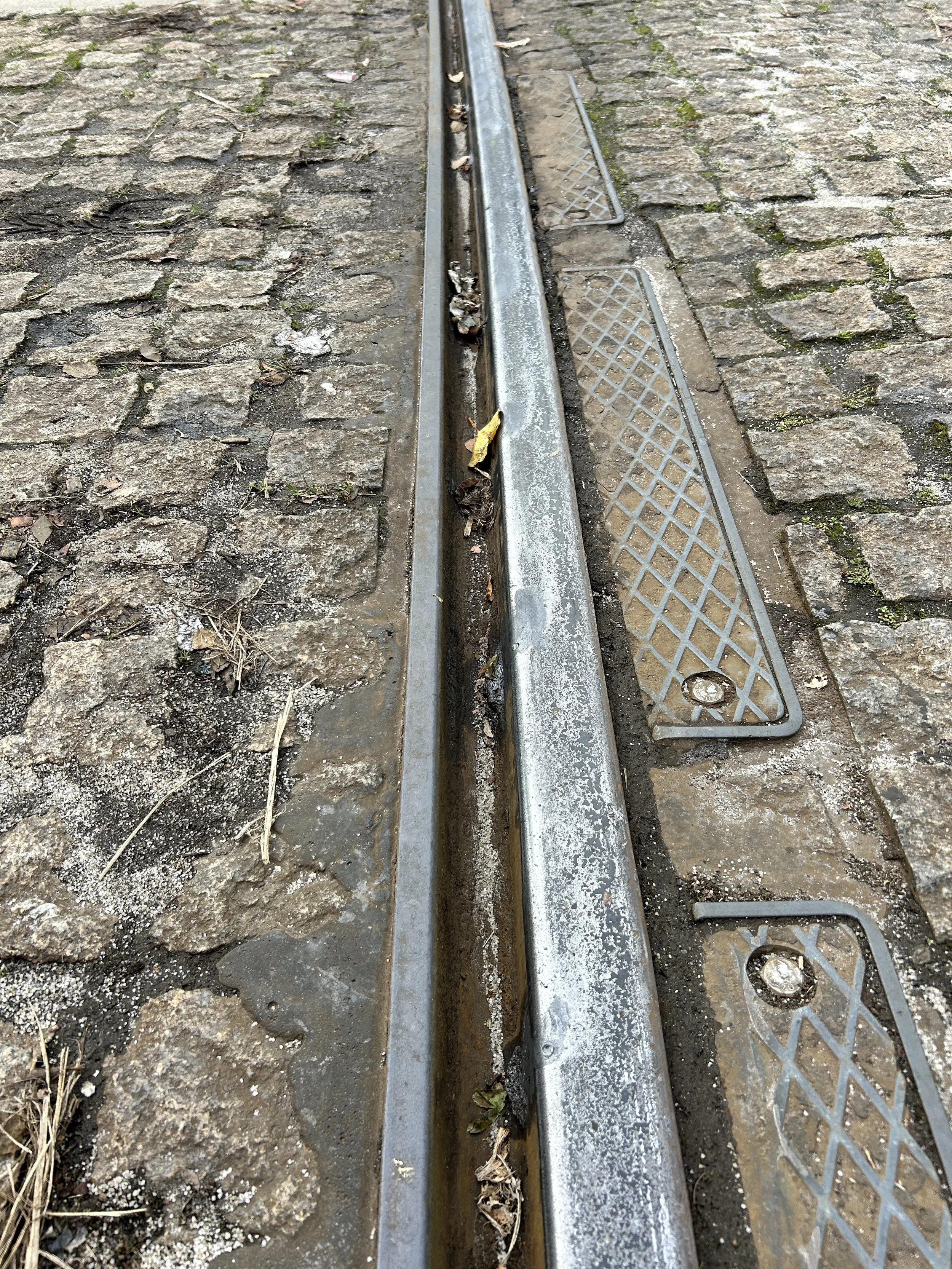 CASE STUDY 5: Tor Lubrication (Grooved Rail)