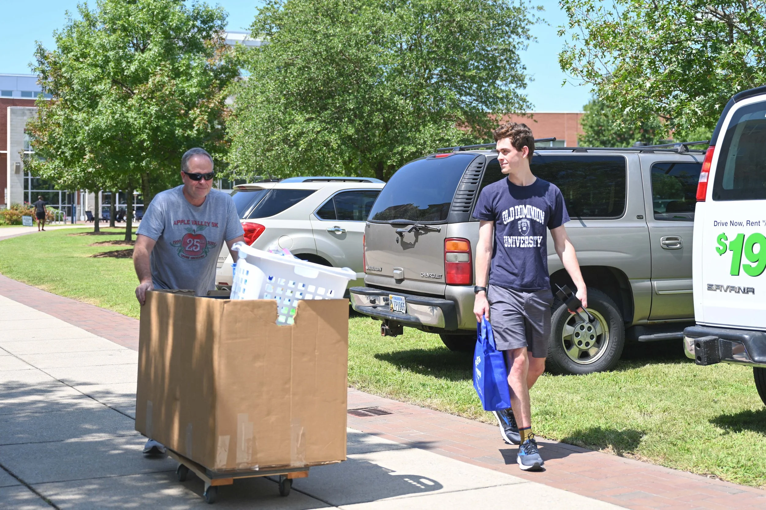 Rolling In Smoothly: How ODU Transportation and Parking Helps Make Fall Move-In a Success