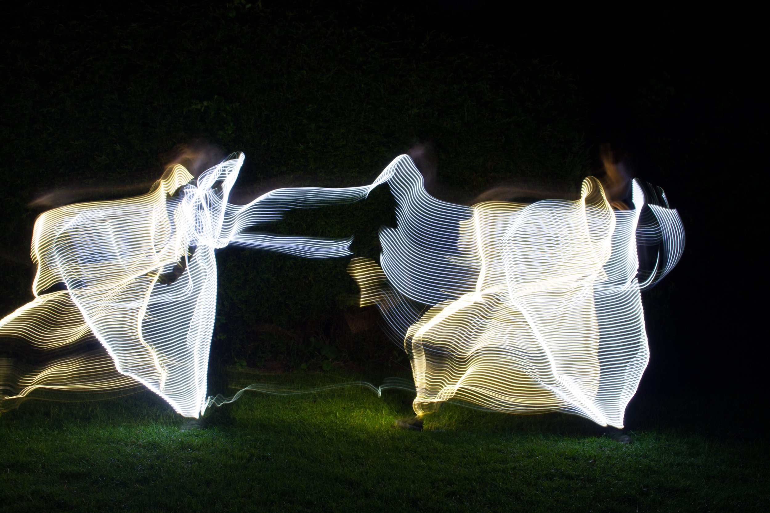 Balance - Long exposure light paintings inspired by the movements of Tai Chi