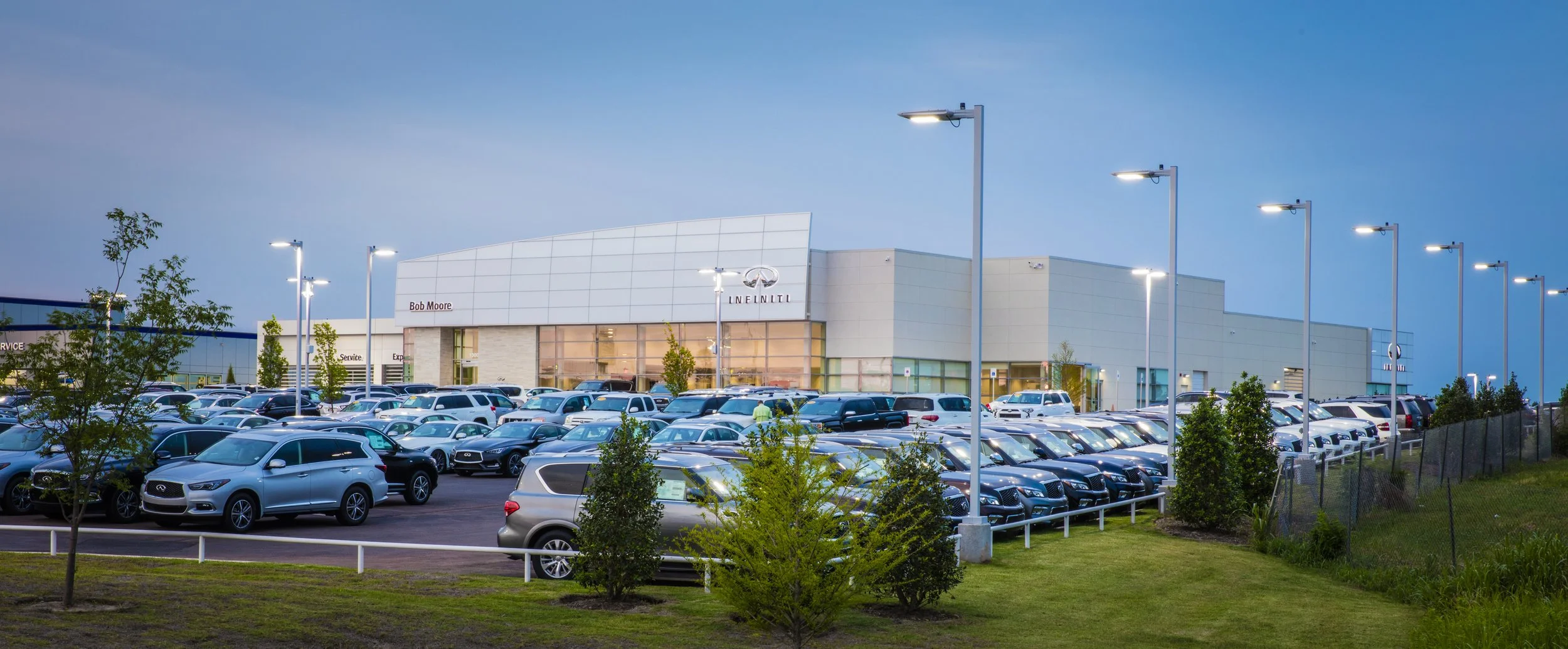 Used cars in Oklahoma City at Bob Moore INFINITI dealership.