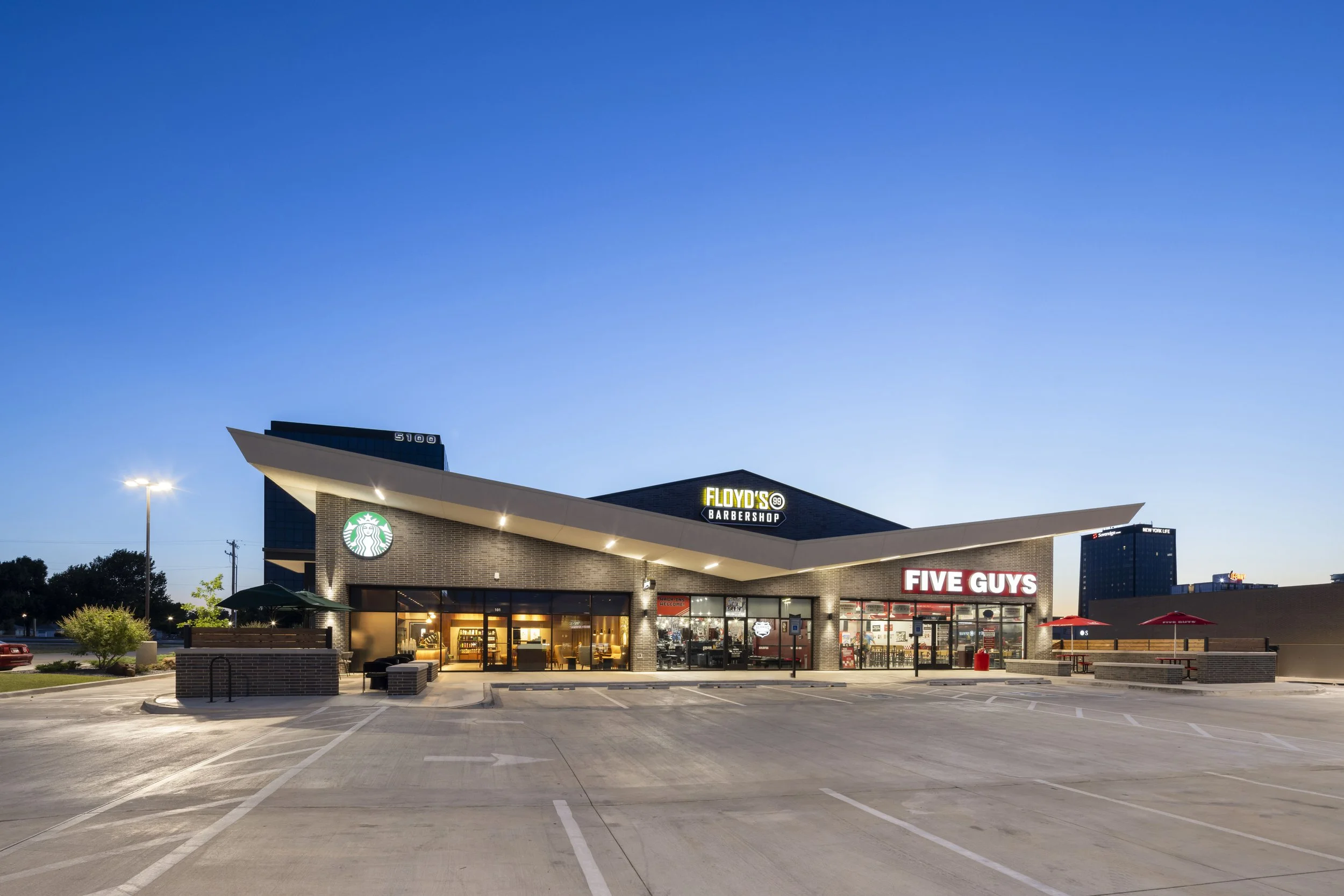 Mayfair Shopping - Starbucks-6.1.jpg