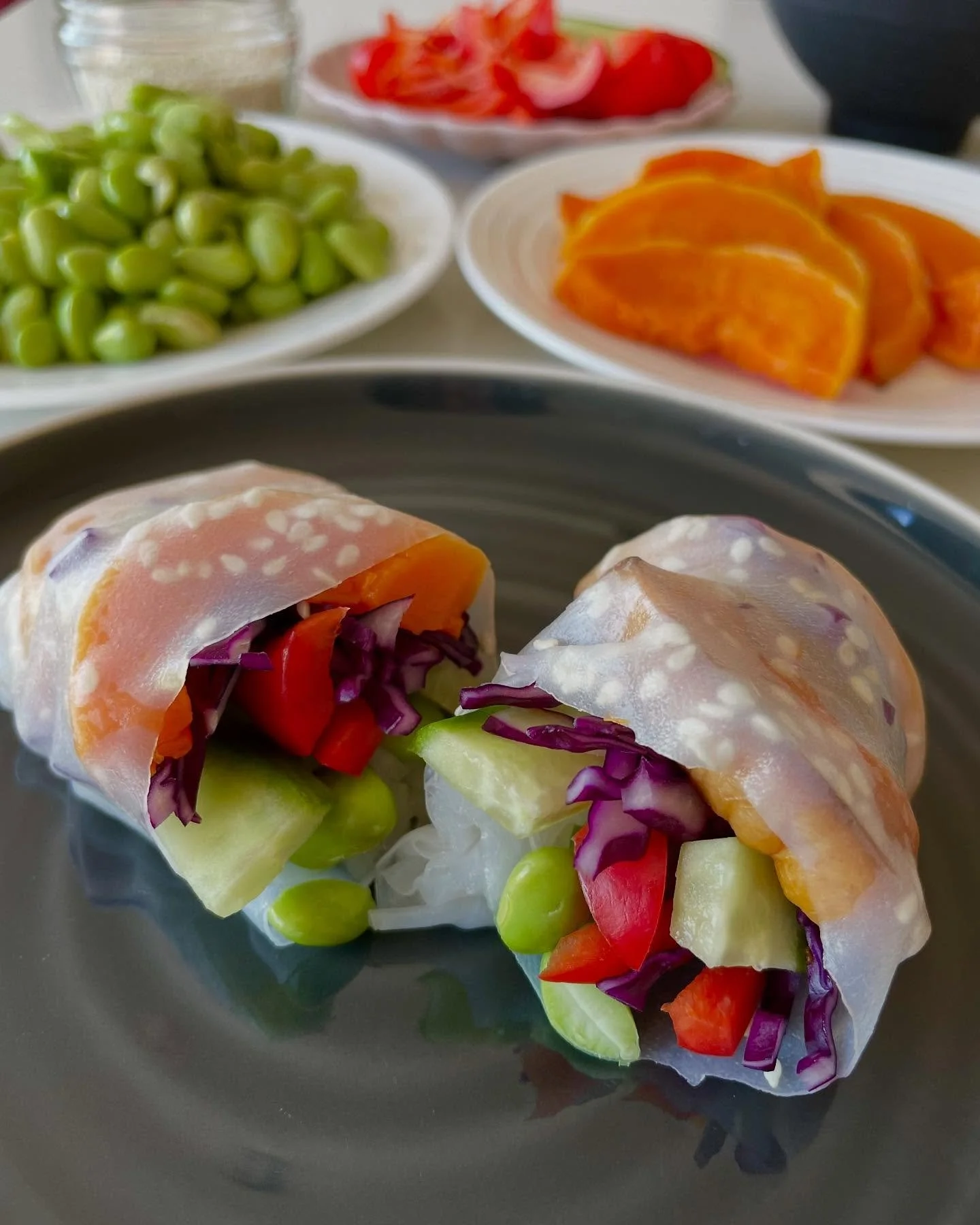 🧑&zwj;🍳 Learn how to make Autumn Rolls at Art on the Hill! @aoth_bristol 🥢

👉 Adult and child activity, drop in anytime between 10.30am - 2pm
📆 Saturday 4th October
📍 Victoria Park Primary School, BS3
🎟️ &pound;5 No need to book, just turn up!