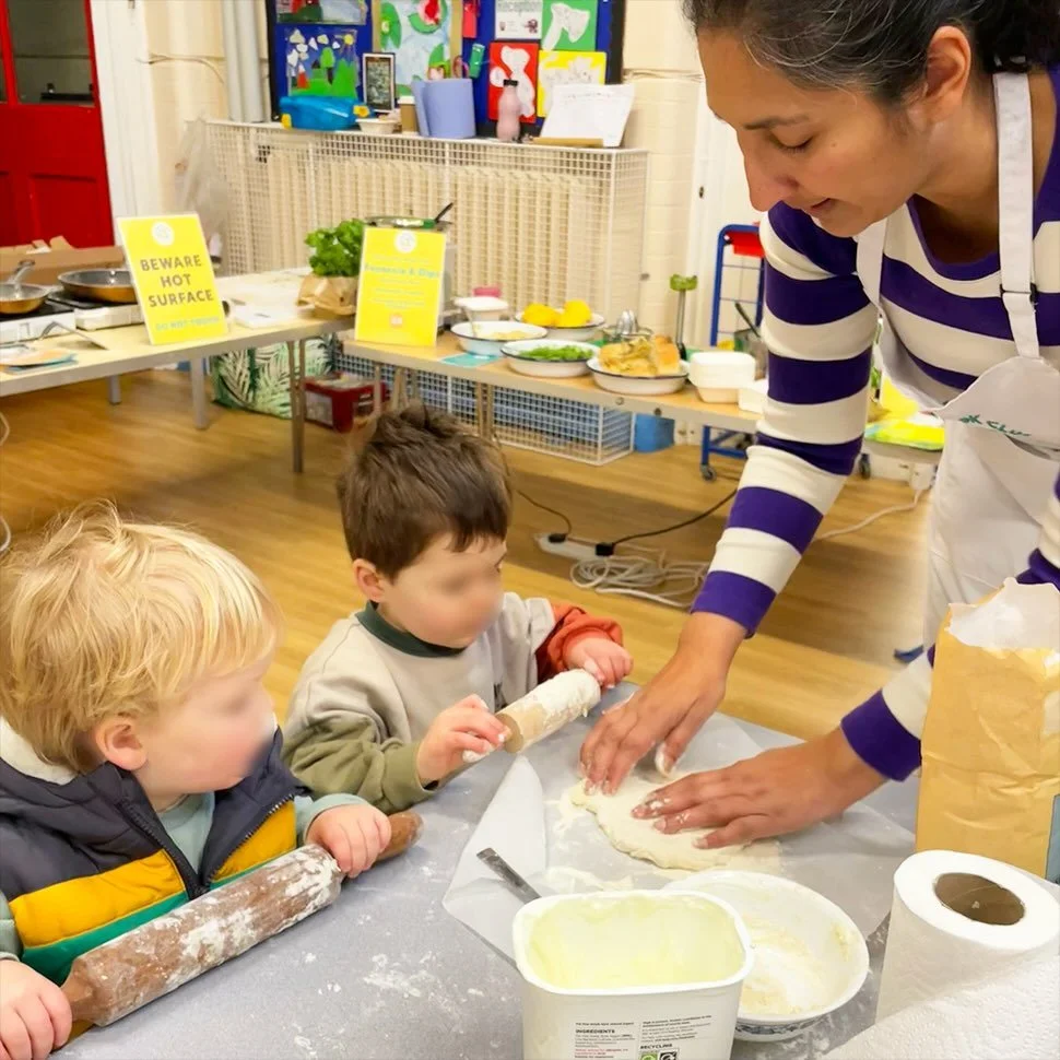 🥕Little foodies, BIG fun! 🧑&zwj;🍳

We&rsquo;re popping up TOMORROW at St Peter&rsquo;s Playtime from 10.30am with a FREE Batch Cook Club workshop for parents, carers and their little ones!

 🧑&zwj;🍳 Whip up 2-ingredient flatbreads &amp; yummy di