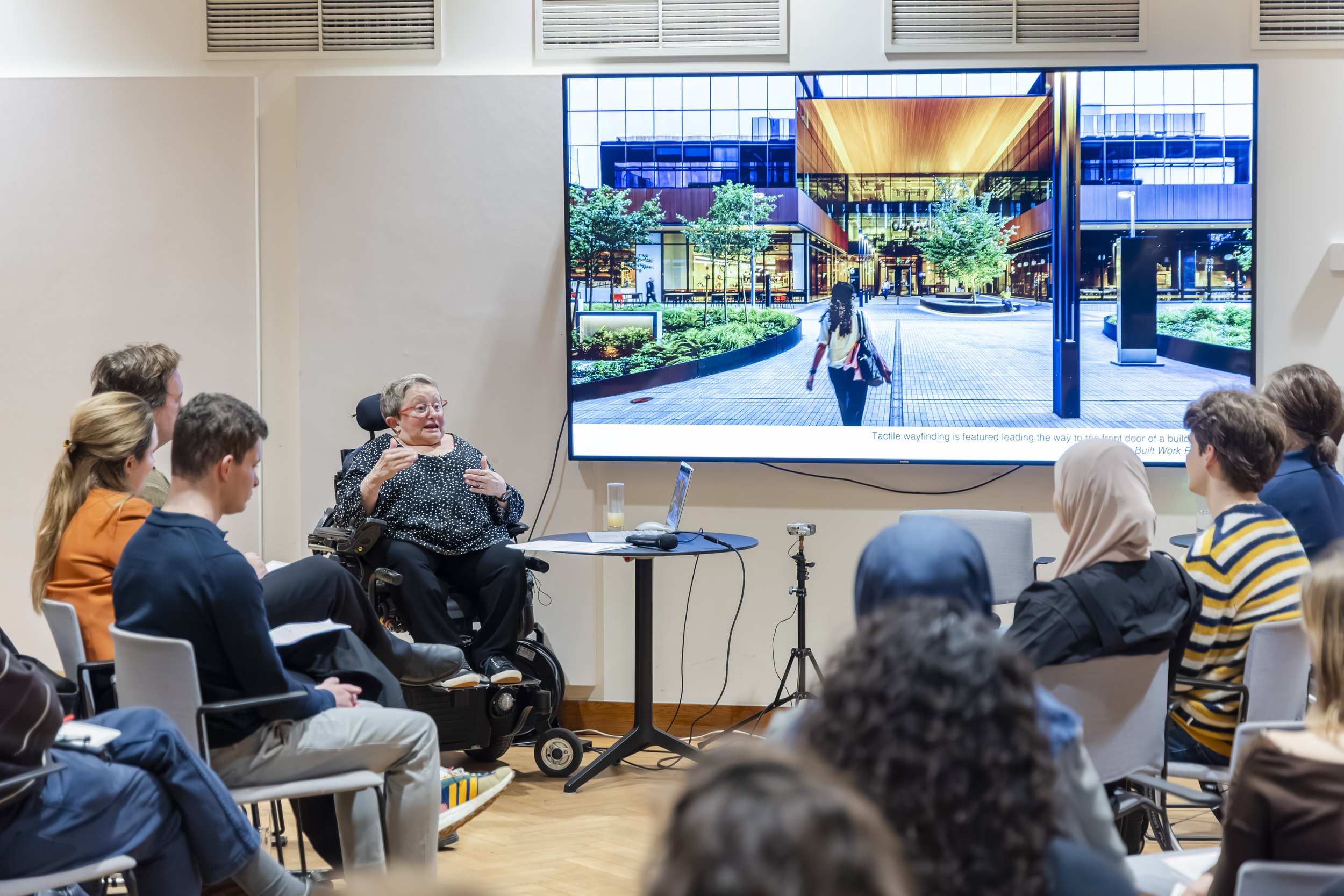 20260204_Lezing_KarenBraitmayer_136.jpg