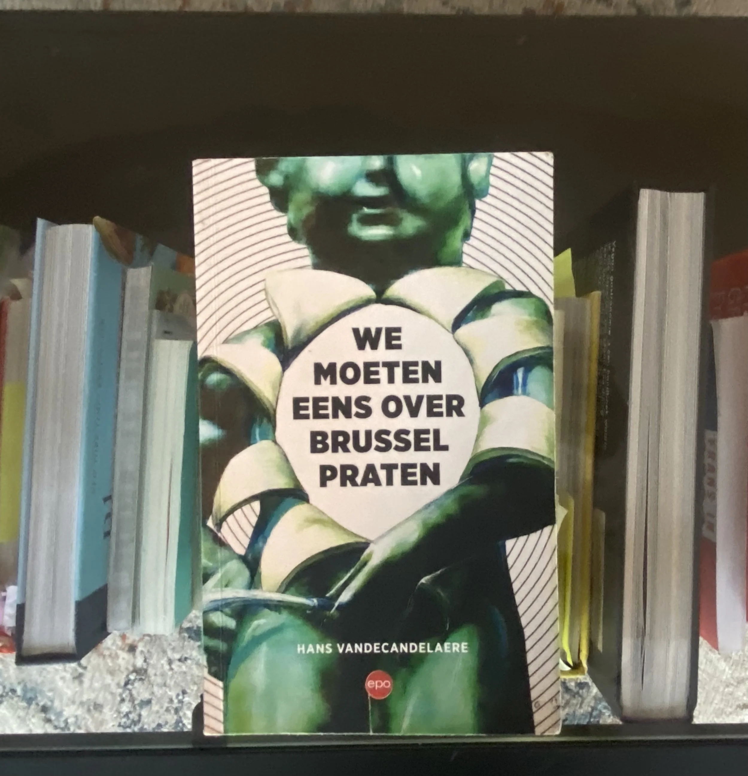 Boek: We moeten eens over Brussel praten - Hans Vandecandelaere