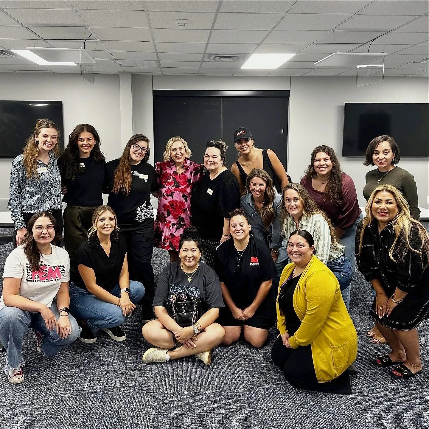 Women&rsquo;s Entrepreneurship Day reminds us of the power of women who decide to build something bigger than themselves.⭐️

To every woman starting, growing, or dreaming of launching a business, FEM is cheering you on today and every day! 🌸✨

Want 