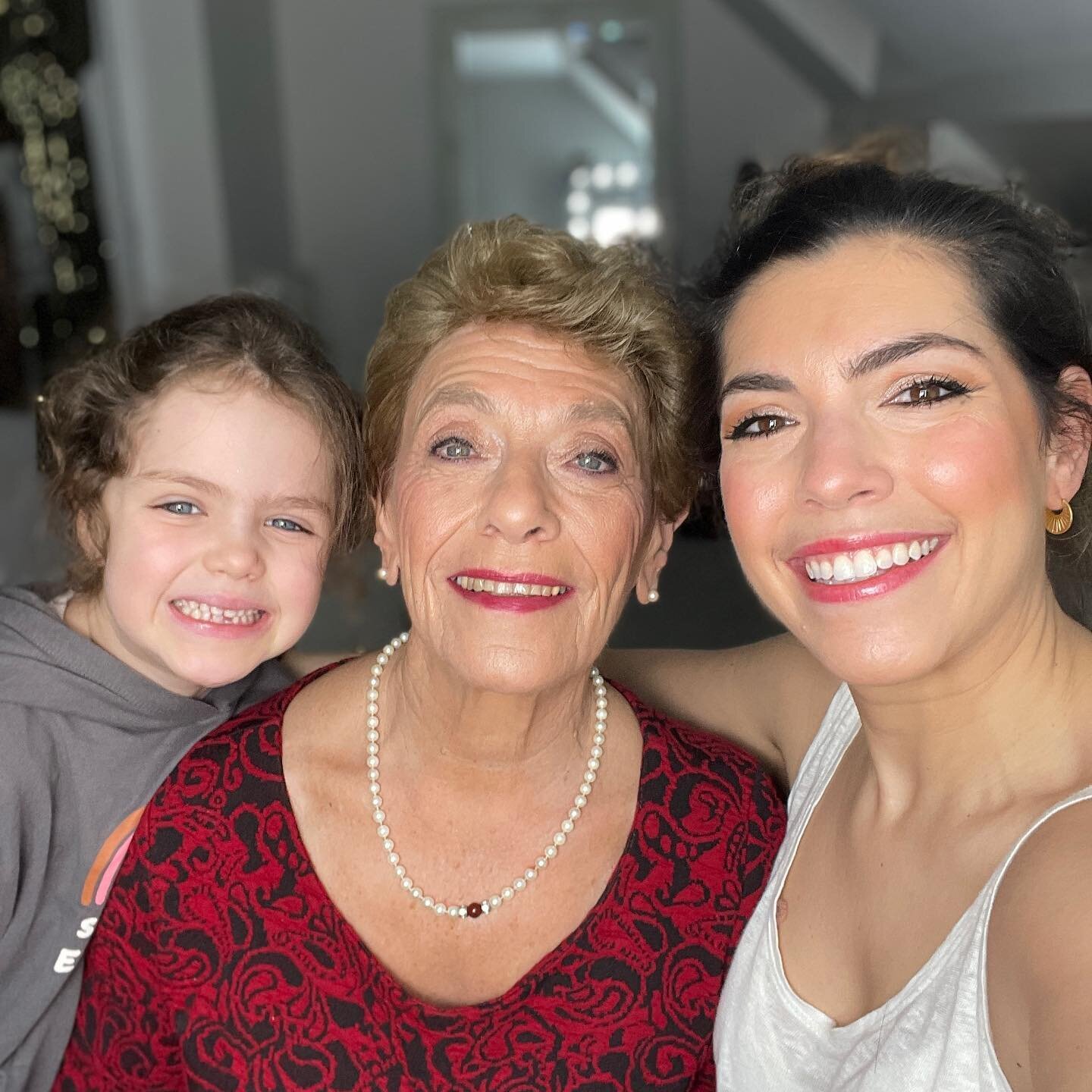 🌟Three generations and GLAM🌟

&hellip;for Mum before she received her @wizouk Volunteer of the year award @jvn_org_uk 💖
So proud of the endless charitable work you do, the amazing Grandma you are and wonderful Mum you are.
Always putting EVERYONE 