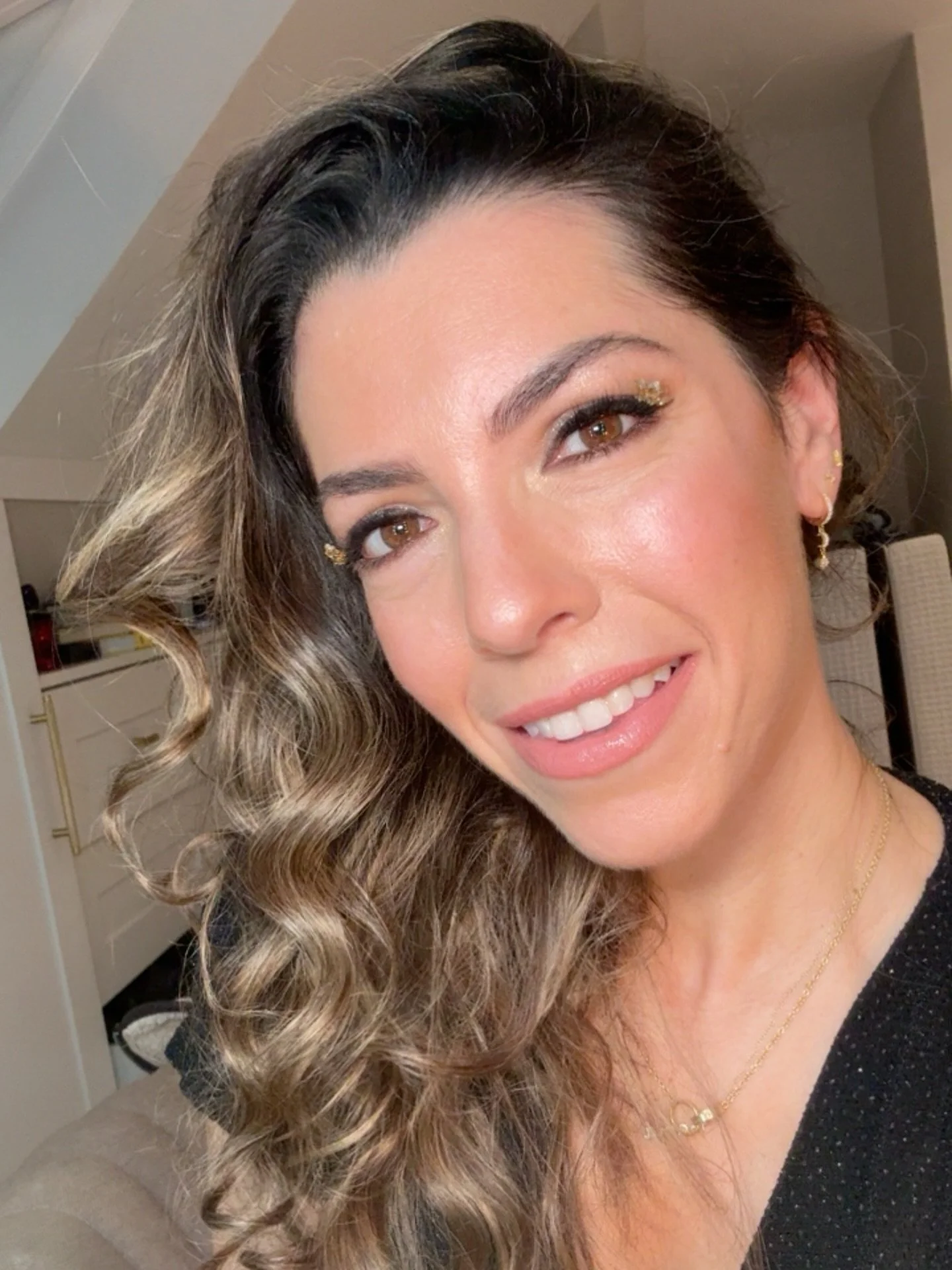 Welcome to the art of luxury beauty ✨

Follow for refined glam, effortless glow, soft focus skin &amp; elevated beauty moments. 2026 energy right here. Stay for the glow💄

Let me know in the captions what you&rsquo;d like to see more of this year, w