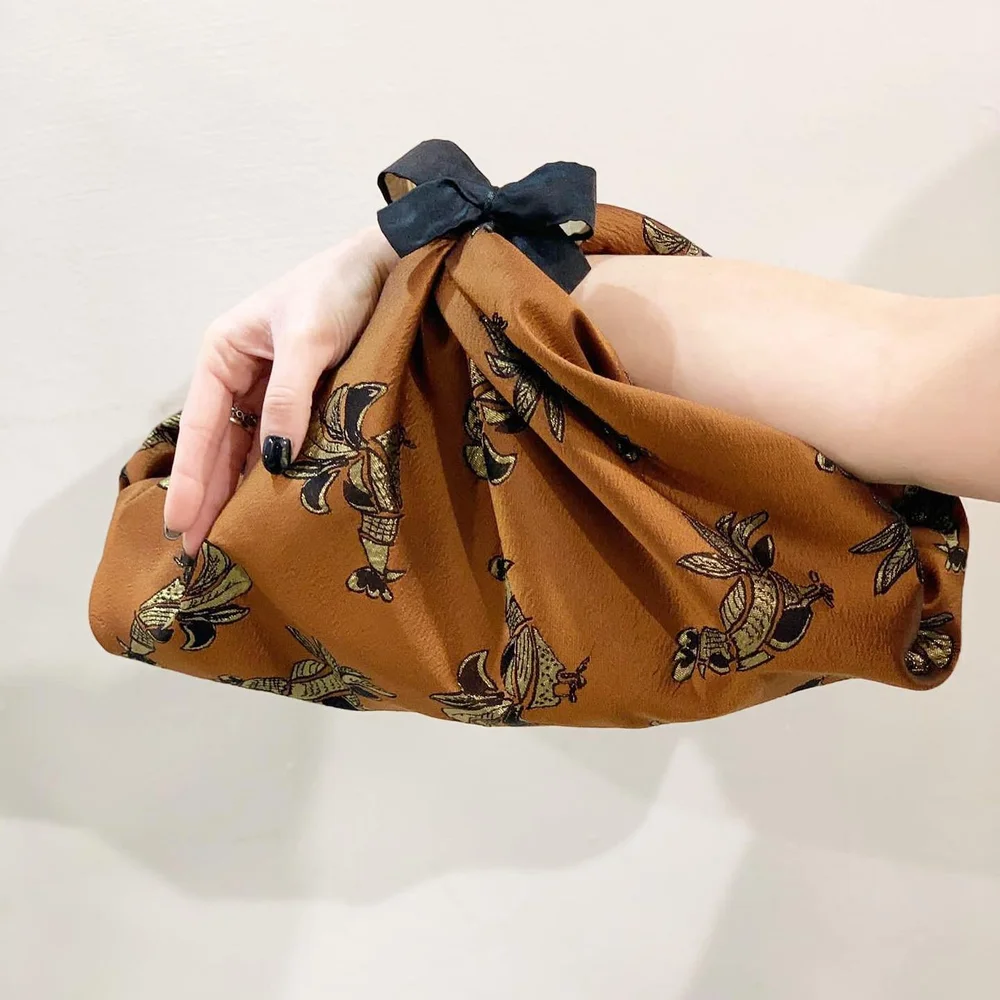 "Manita" - courtesy Nena Officina Creativa