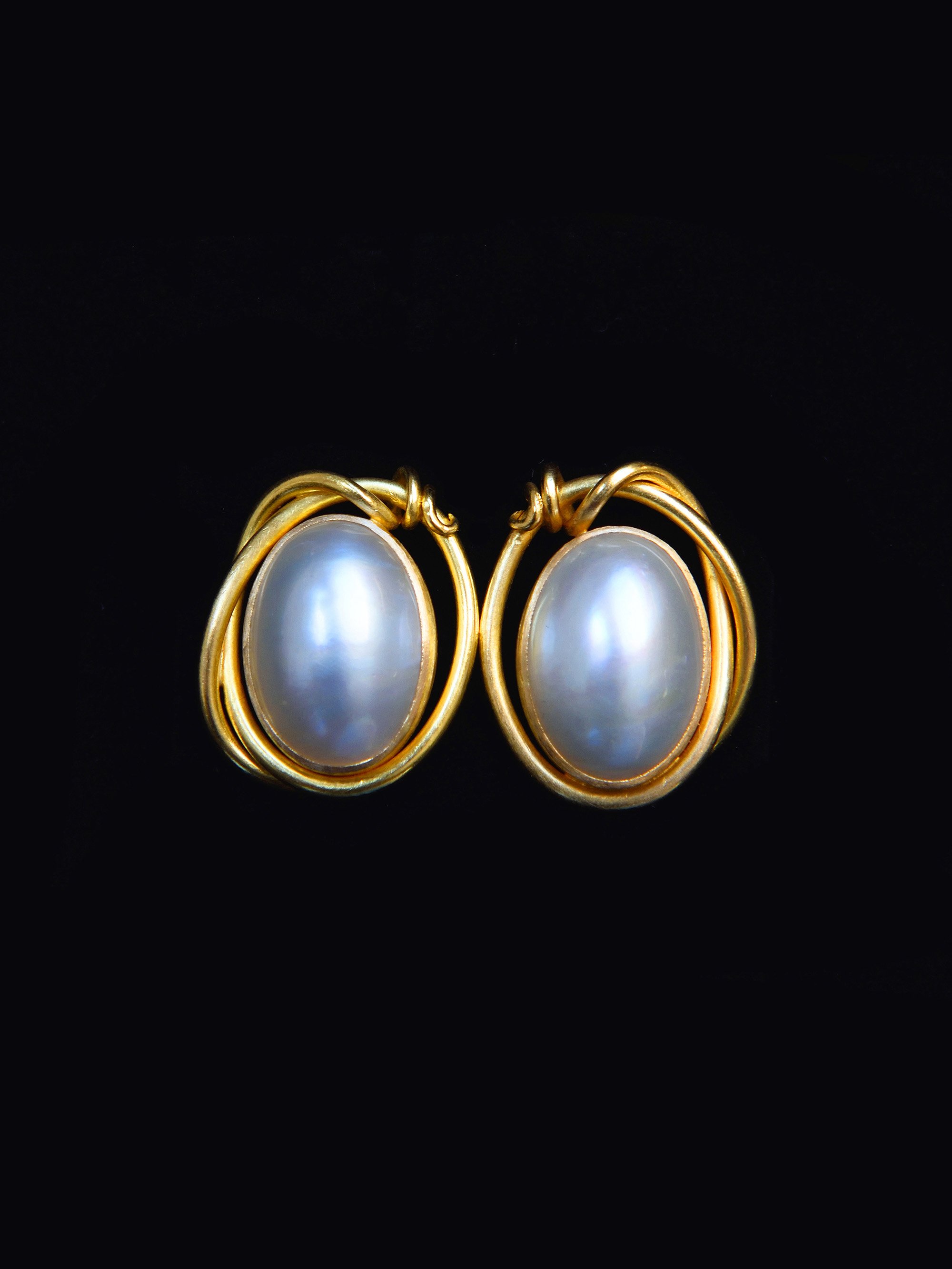 Mabe Pearl &amp; Vine Earrings
