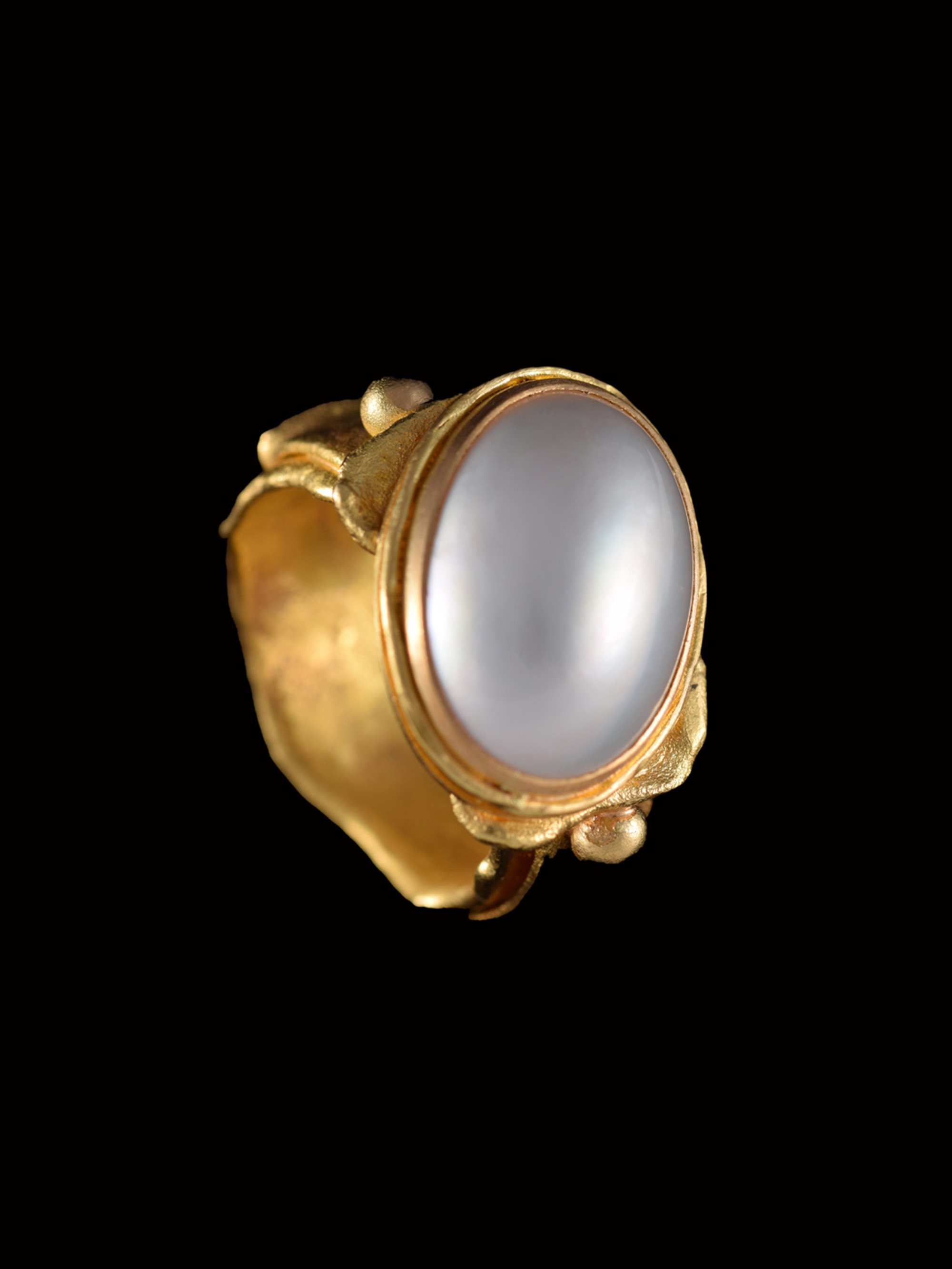 Mabe Pearl Ring