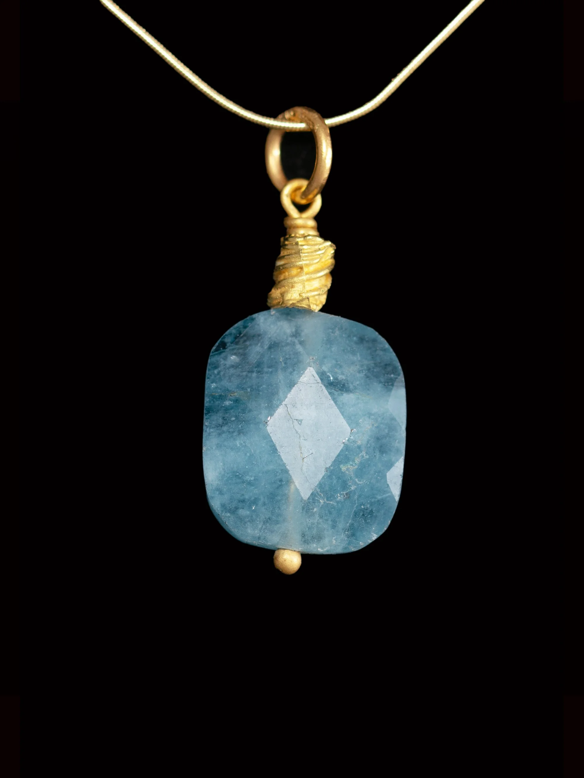 Aquamarine Cushion Pendant