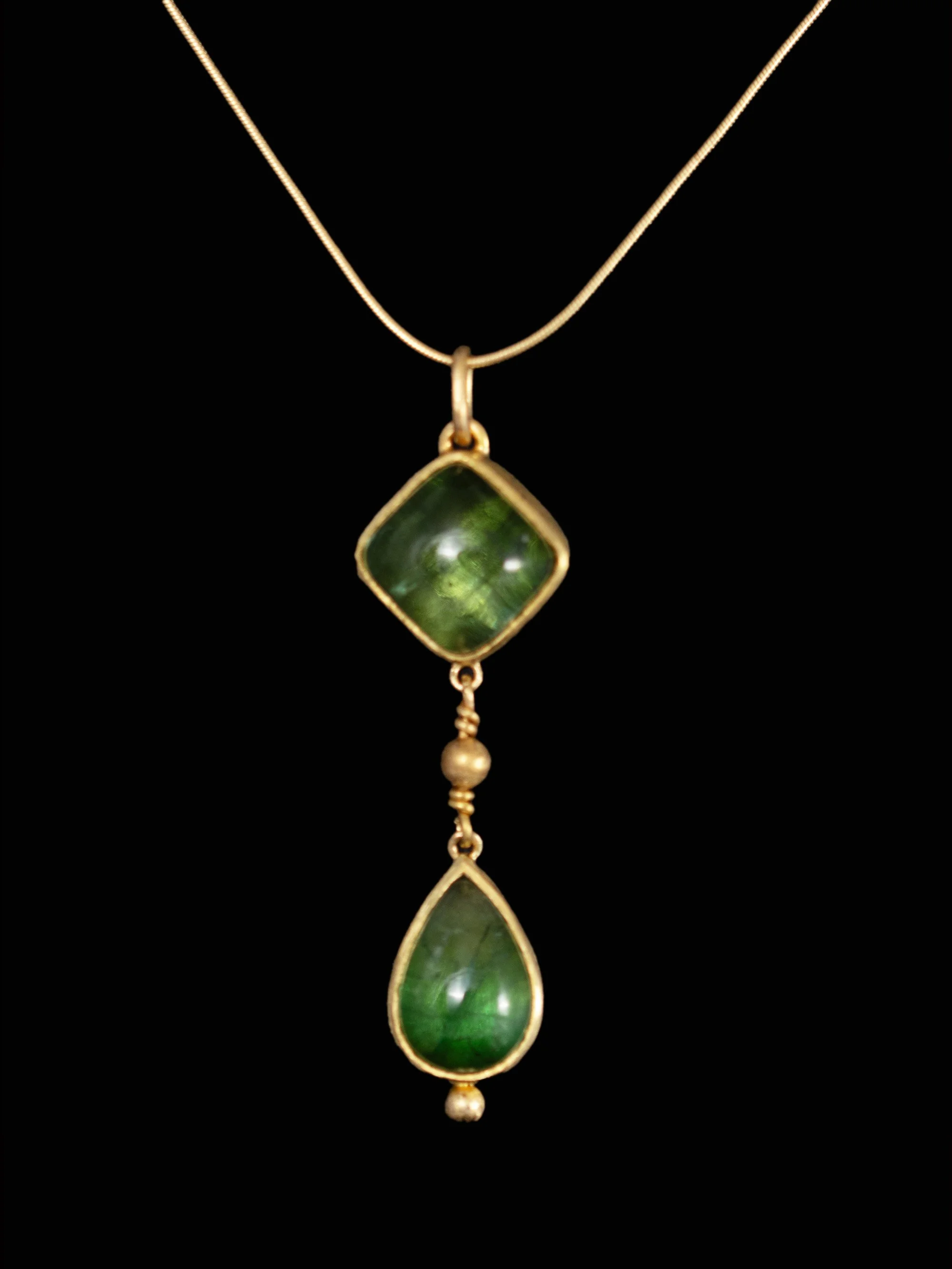 P1813-Polly-Gasston-tourmalines-close.jpg
