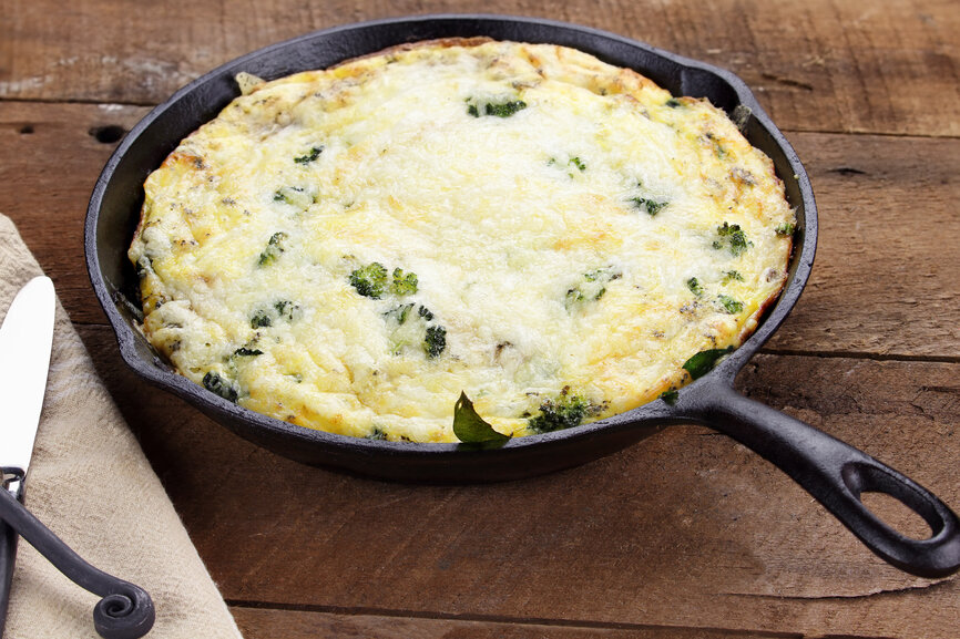 stockfresh_5214917_broccoli-spinach-and-mushroom-frittata_sizeS.jpg