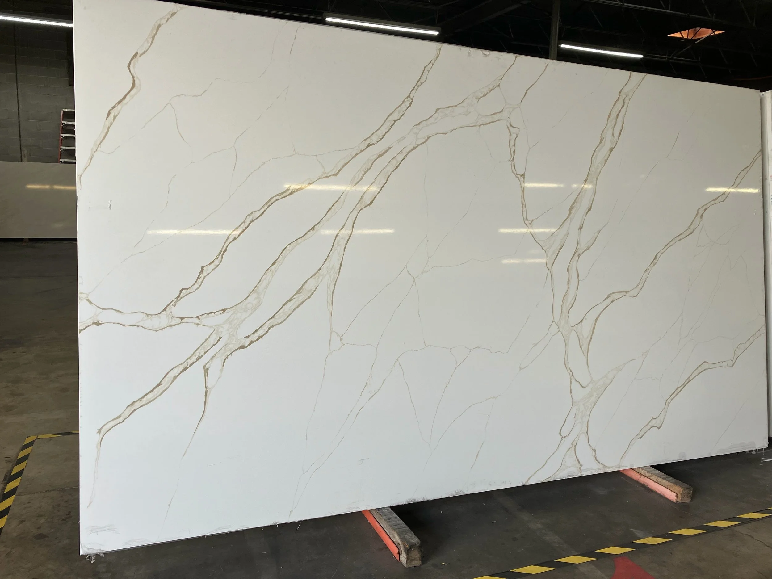Calacatta Valencia Gold | 3cm | 138x79
