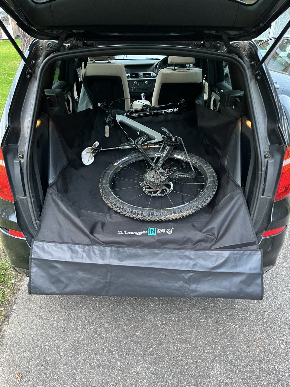 changeINbag boot liner - bike closed short.jpeg