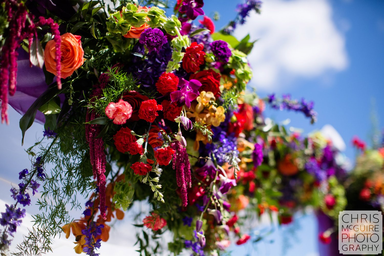 outdoor wedding ceremony flowers