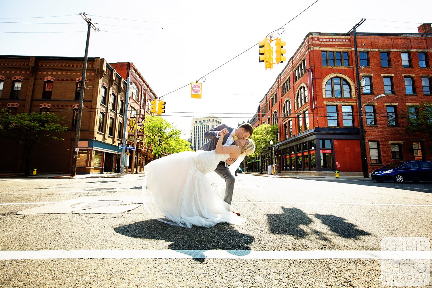 bride groom dip in street