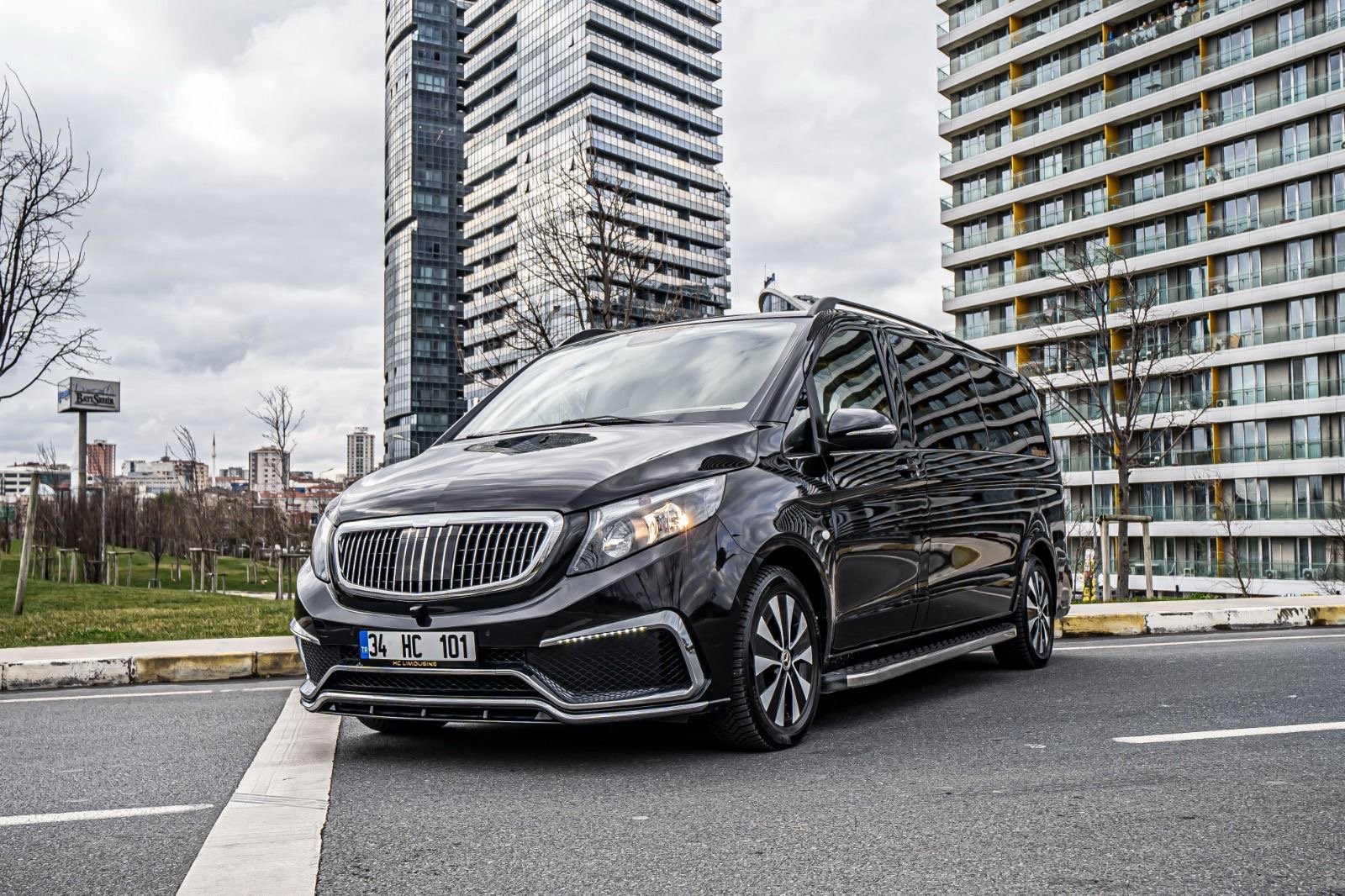 Private Mercedes airport transfer in Istanbul