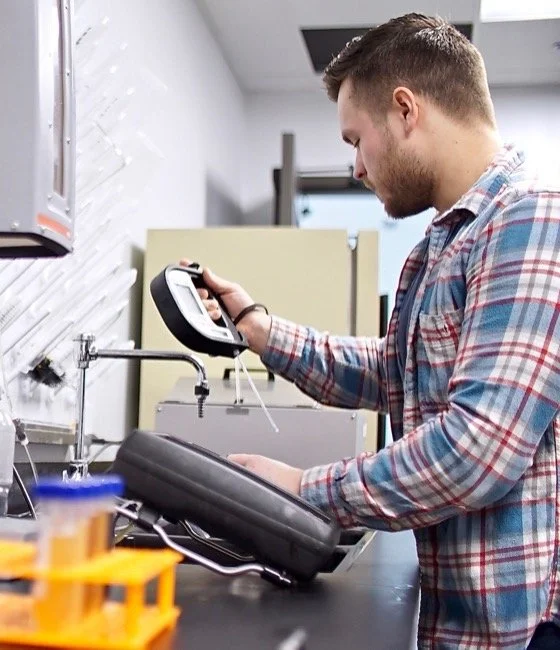 QA Manager working the laboratory.