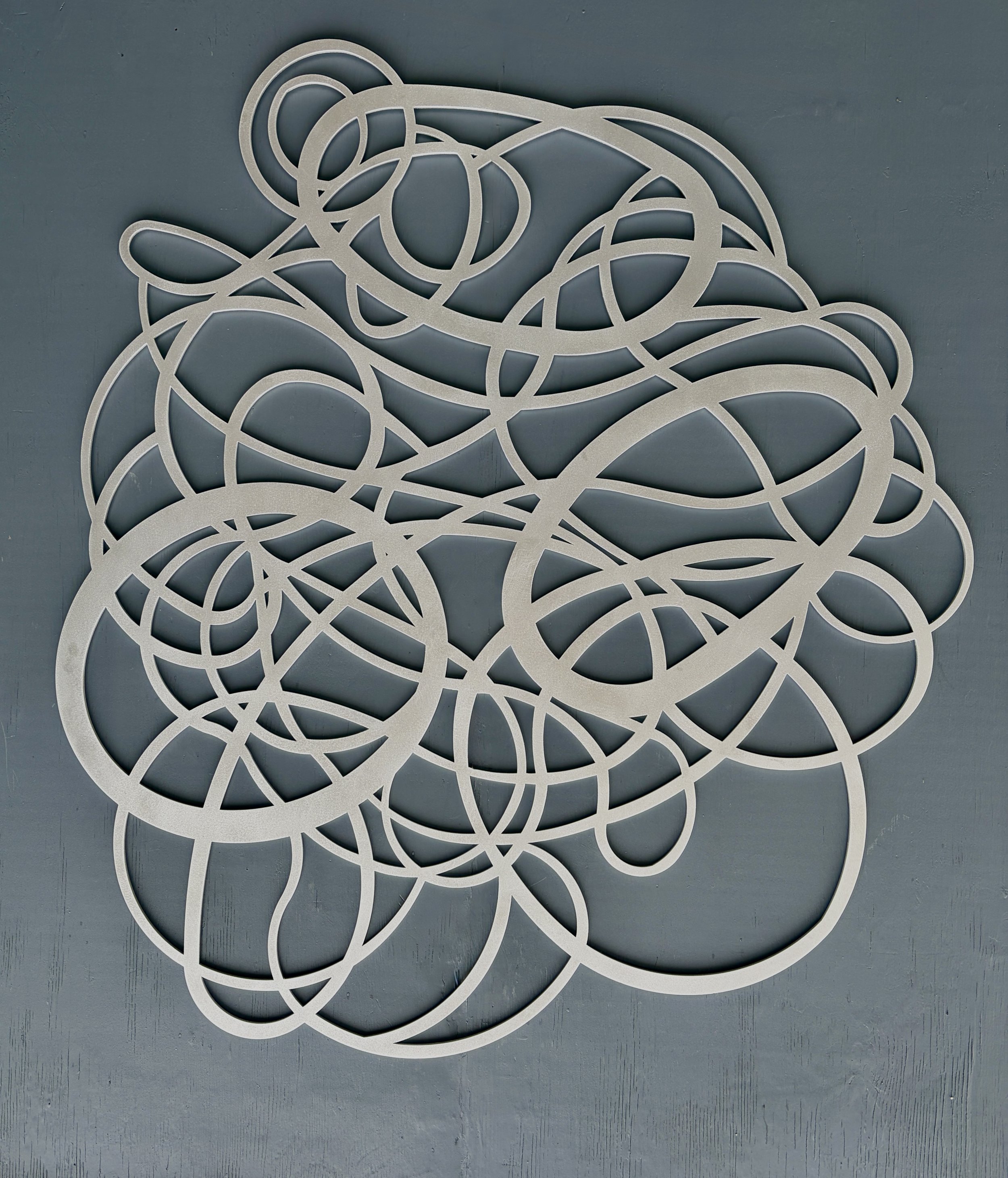THREE TWINS brushed aluminum 60 x 60 2026