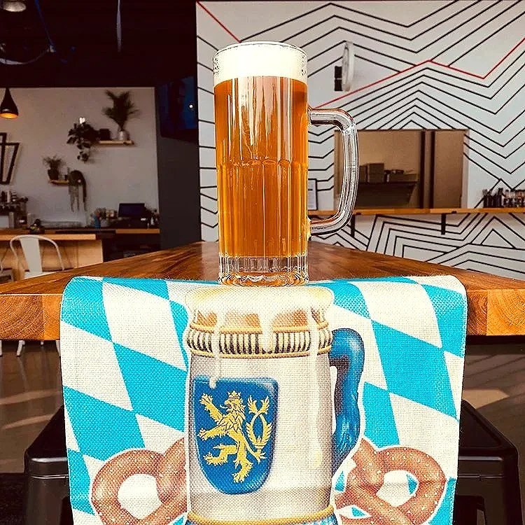 Bauhaus | Festbier | 5.5% ABV | German festbier featuring subtle notes of toast, a slightly sweet malty flavor and herbal spice aromas.