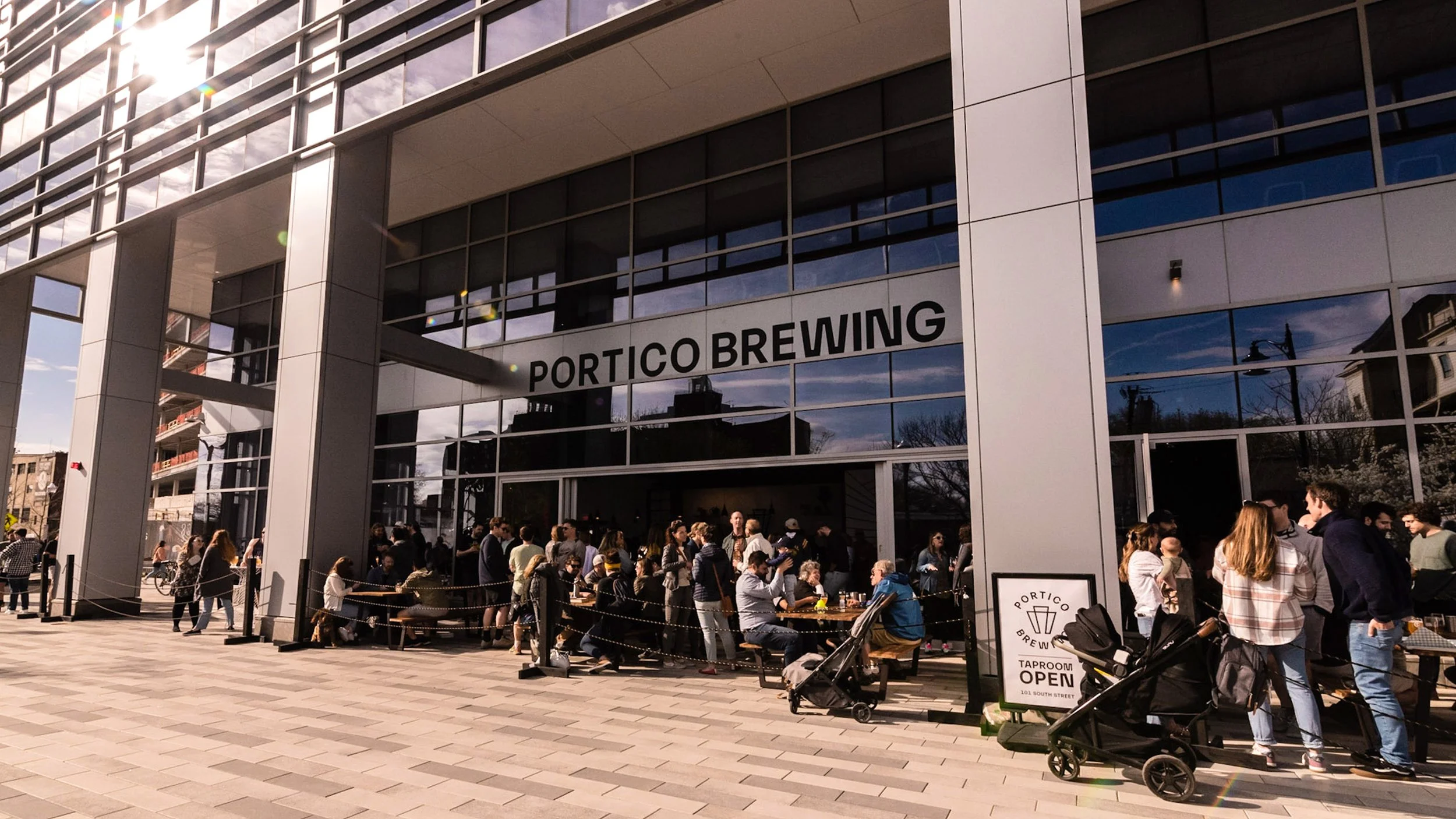 Events_16x9_patio-1.jpg