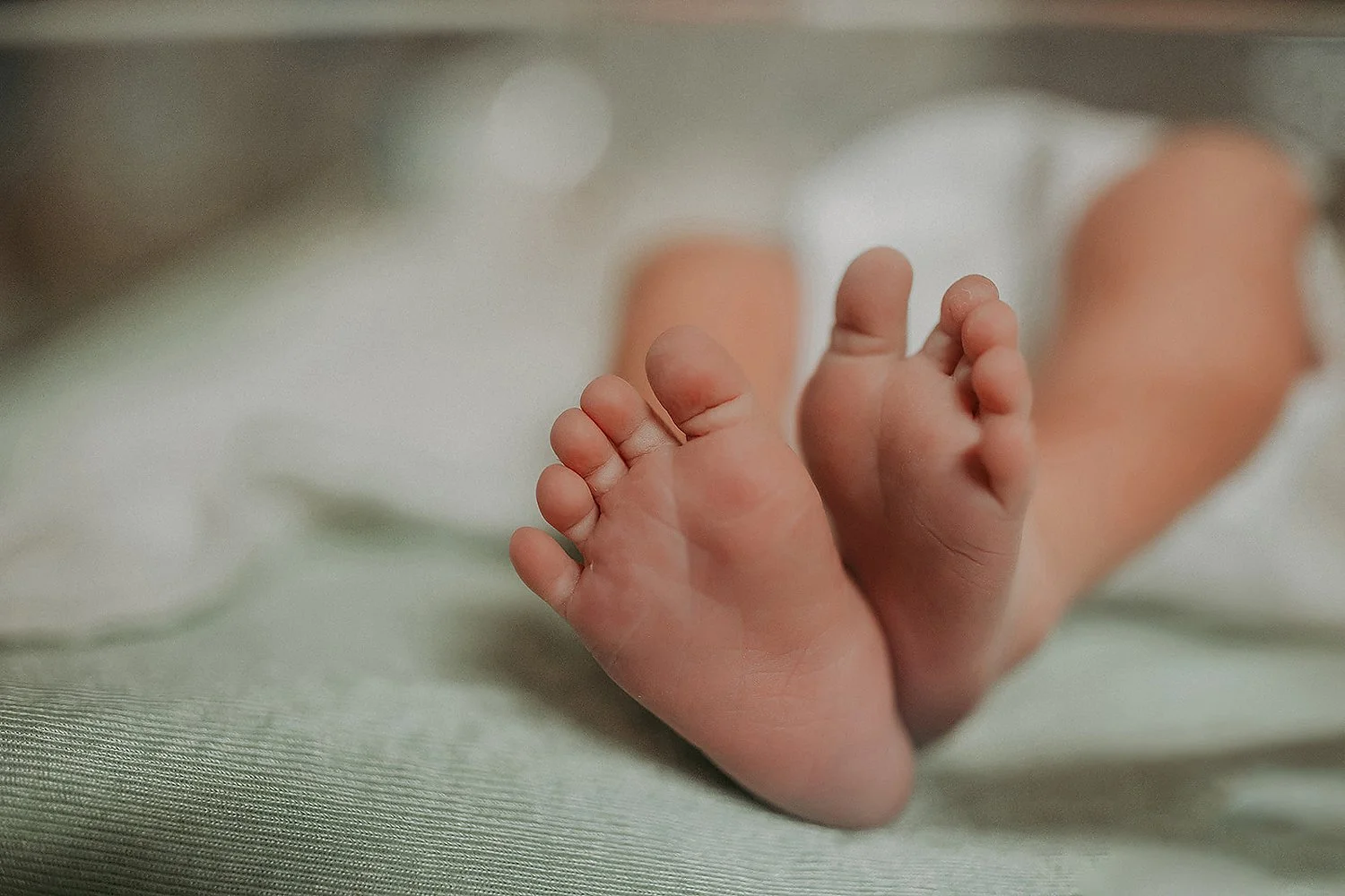 Calgary Birth Photographer-5.jpg