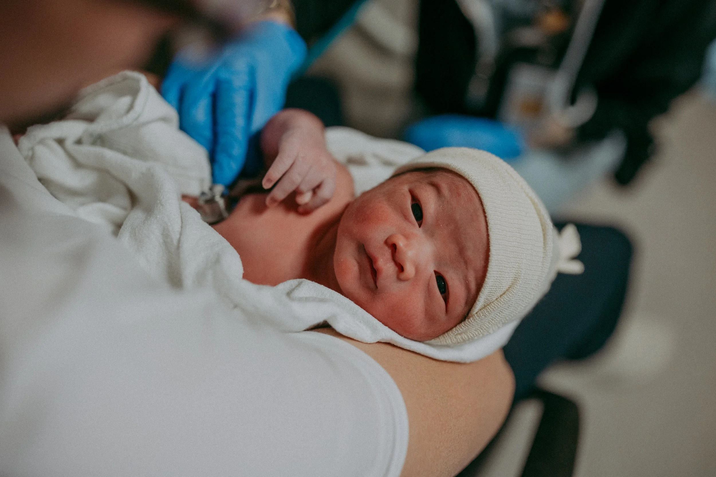 Calgary Birth Photographer. Photographed at Foothills Hospital.