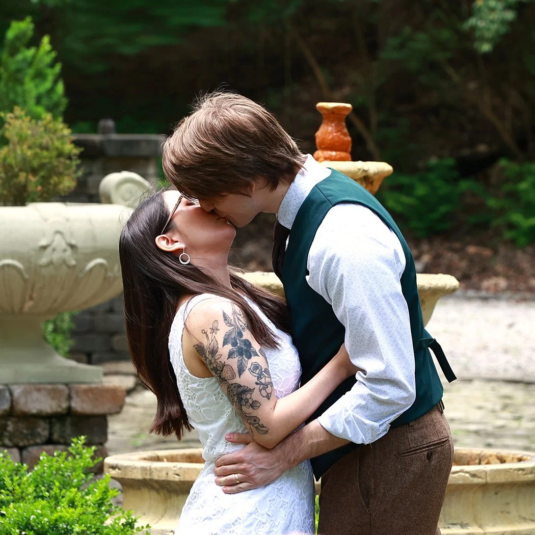 027 GardenVillaWeddingColumbus©SimonYaoStudio.jpg