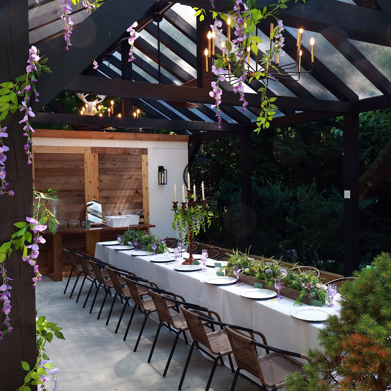 A summer pavilion reception at The Garden Villa Columbus