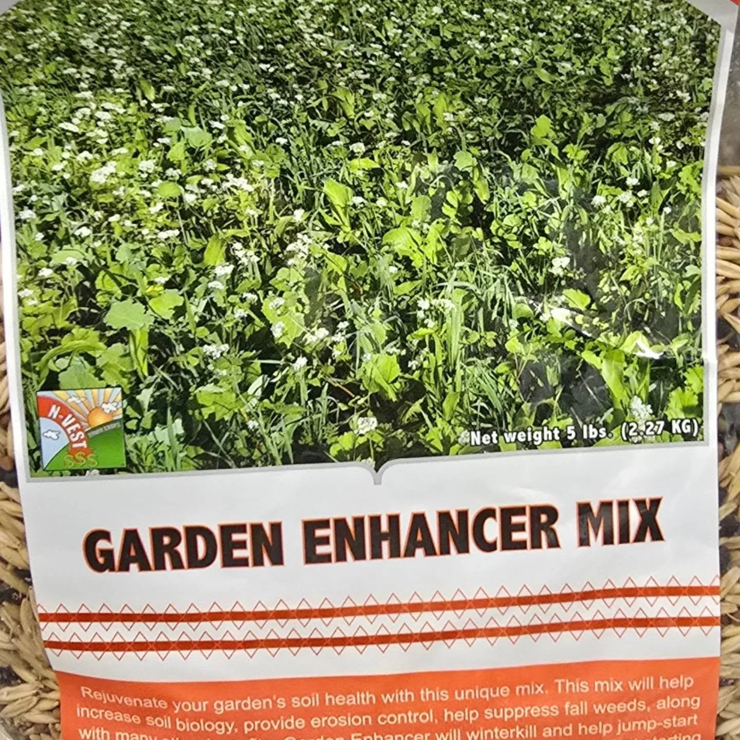 We have seed for your favorite cover crops!  Keep your soil where it belongs and add organic matter and nutrients to your soil.

#organic_gardening  #notill #gardensmart