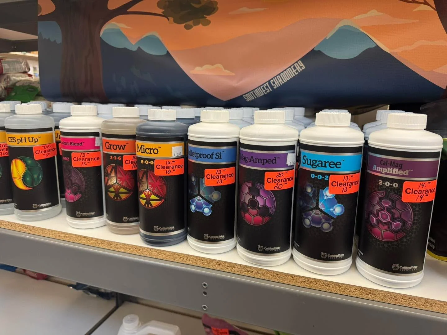 Hydro dept clearance sale continues! 🪴
.
We are making room for new inventory and have big market downs on most of our remaining product and equipment. Whether you are a hobby grower or avid gardener it&rsquo;s a great time to add these high quality