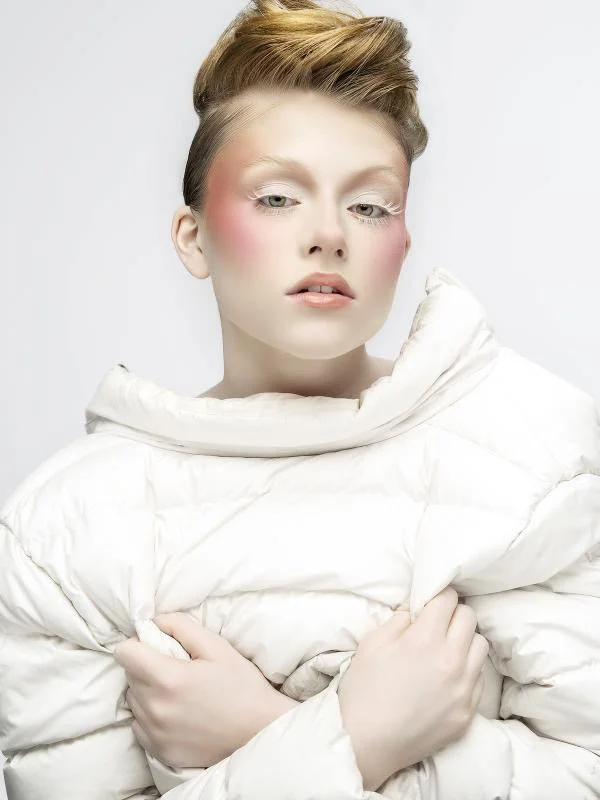 Photo : Greg Hollar
Makeup: Bree Masco
Model: Maddie King
Hair: Me