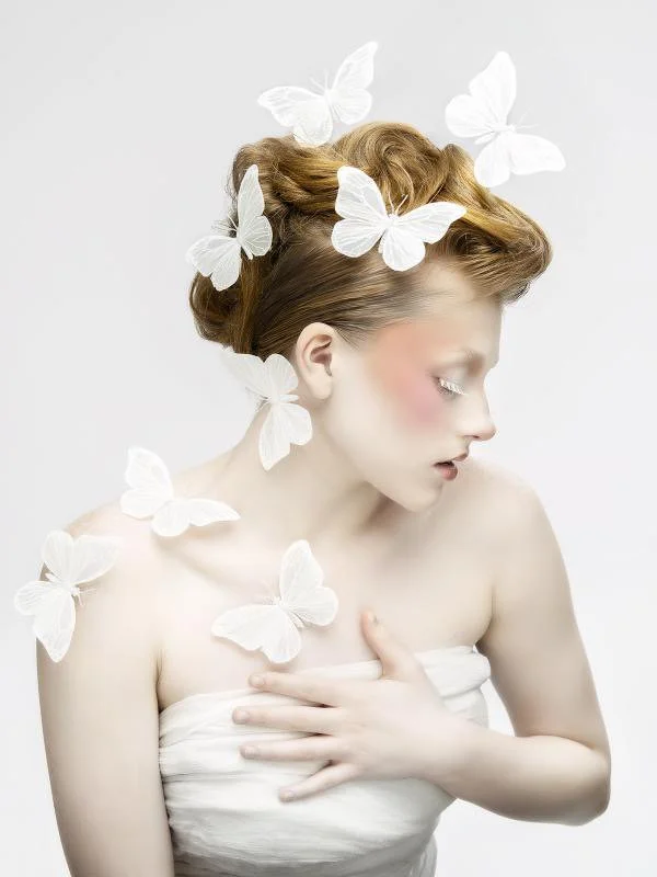 Photo : Greg Hollar
Makeup: Bree Masco
Model: Maddie King
Hair: Me