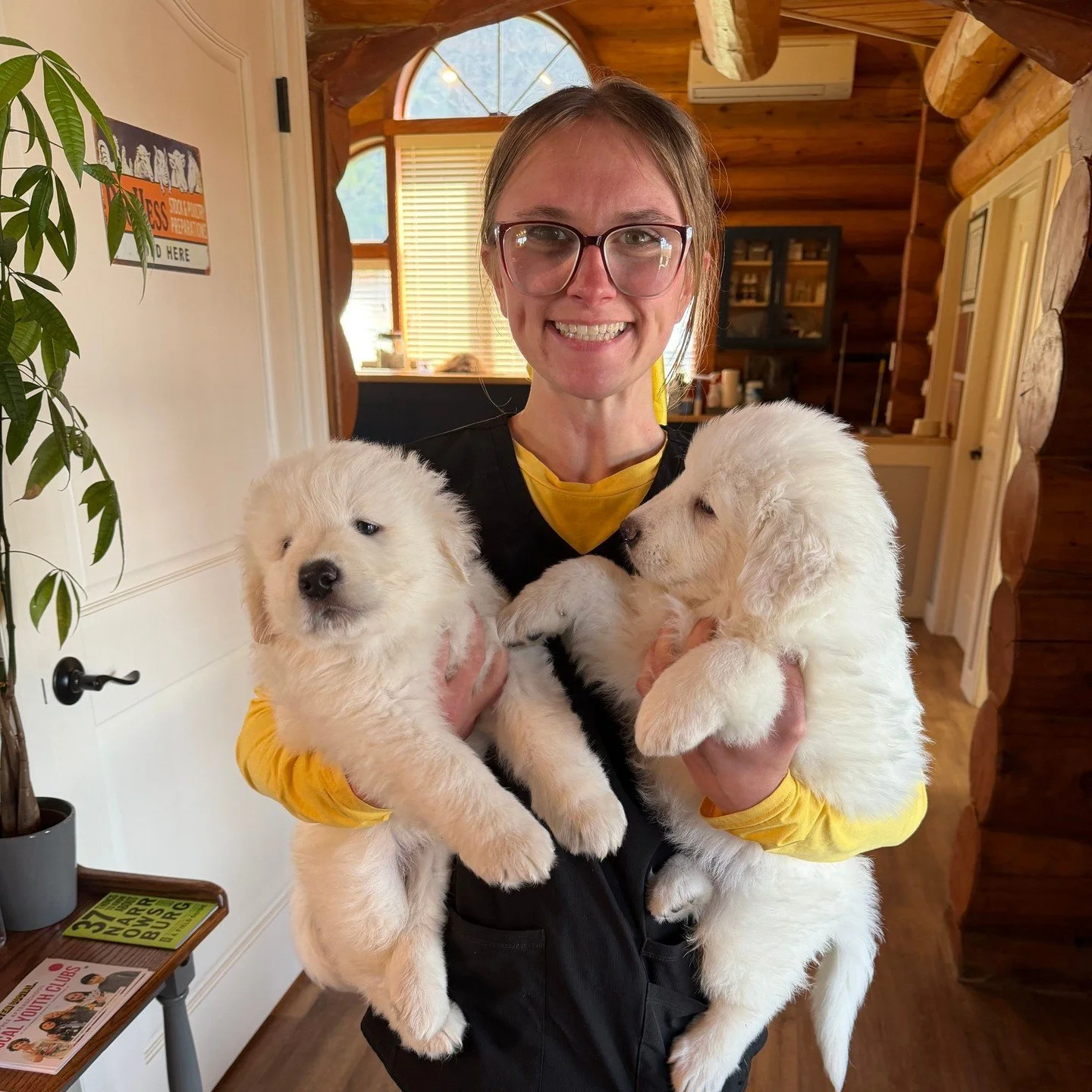 HAPPY BIRTHDAY LINDSEY! 🥳🎂⁠
⁠
Hope all of your birthday wishes come true ✨️⁠
⁠
⁠