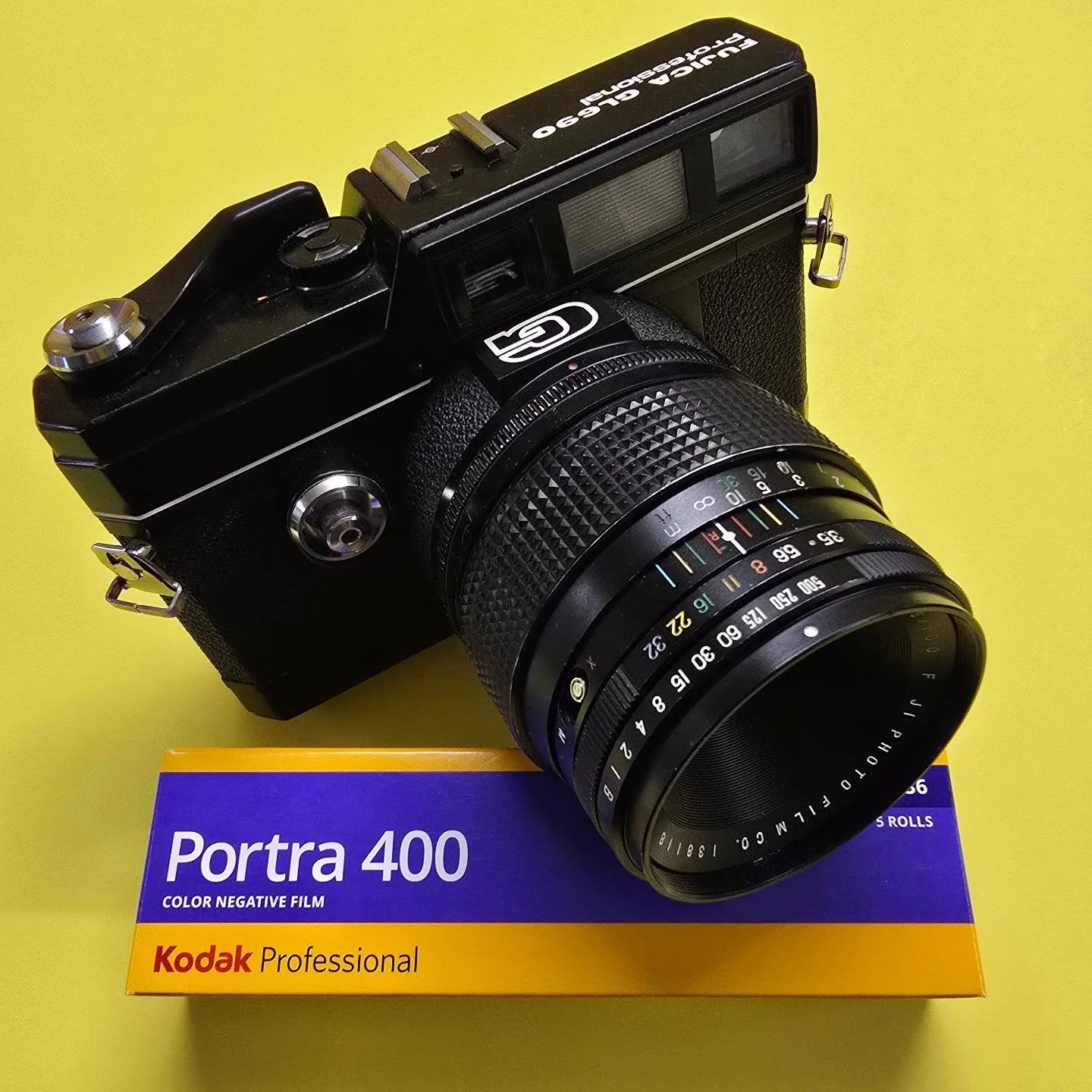 Today we have the one and only Texas Leica. The Fujica GL690!! This beast takes massive 6x9 ratio images capable of printing near billboard sizes. Come check it out in person!
Thank you to @no_tiffs for the sample images from it!
.
.
.
.
#fujicagl690