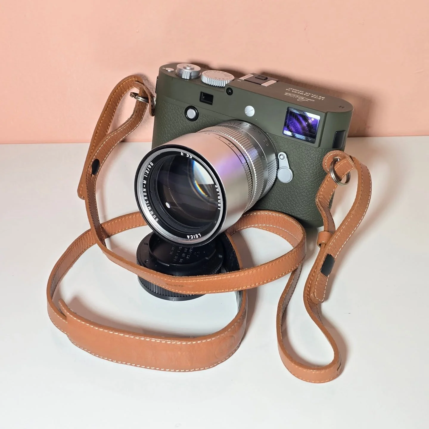 Nothing beats the build quality and attention to detail that Leica has when crafting cameras. In today we have a Safari Edition MP. The limited edition green paint is breathtaking in person. After shooting on Leica for over a decade I can say without