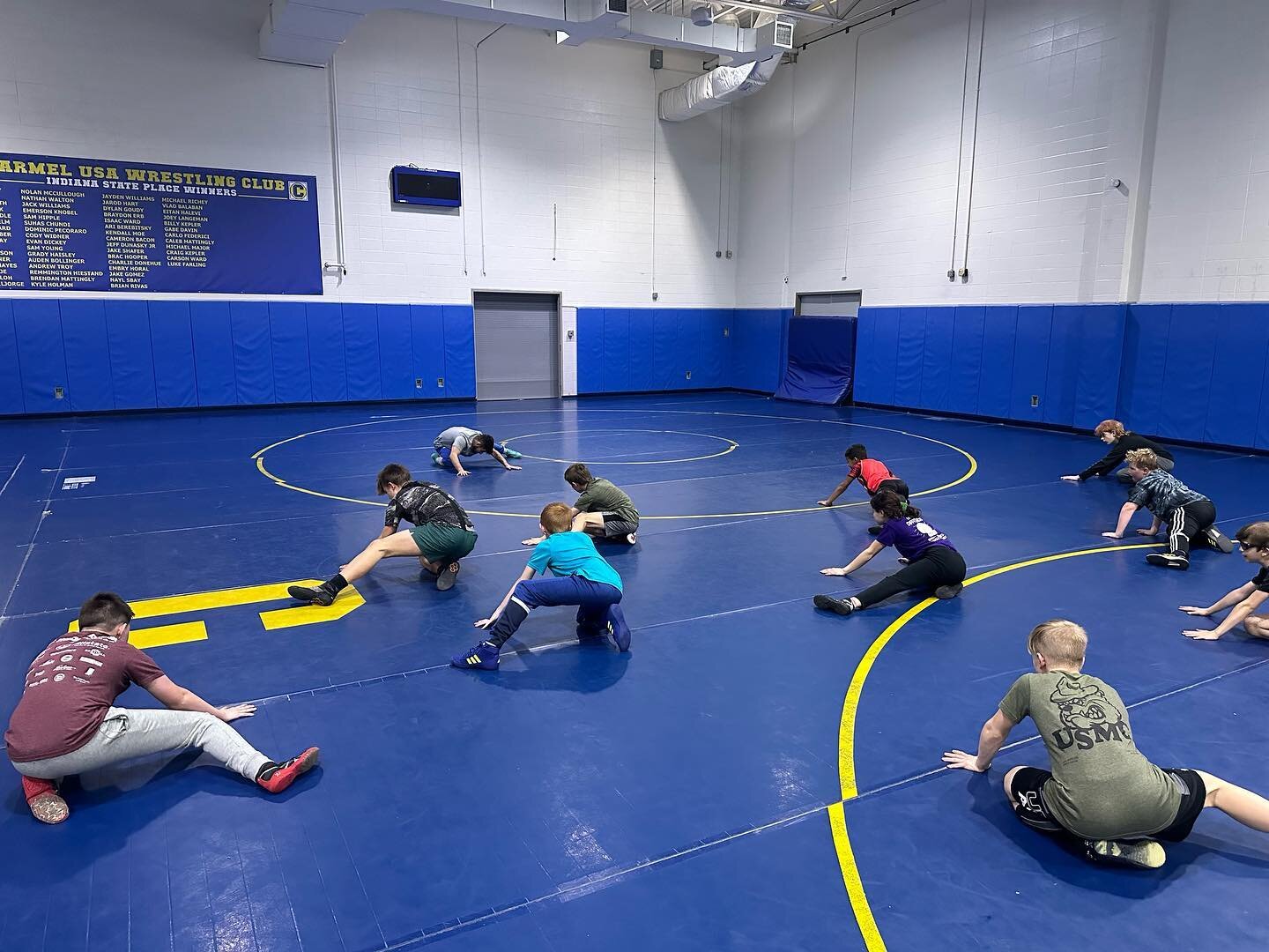 Greyhound&rsquo;s working hard on a Sunday. 

💪🏽 Join us for weekly Greyhound Elite training sessions at the Carmel High School wrestling room on Sundays at 4pm. These sessions are for elementary &amp; middle school athletes; no registration needed