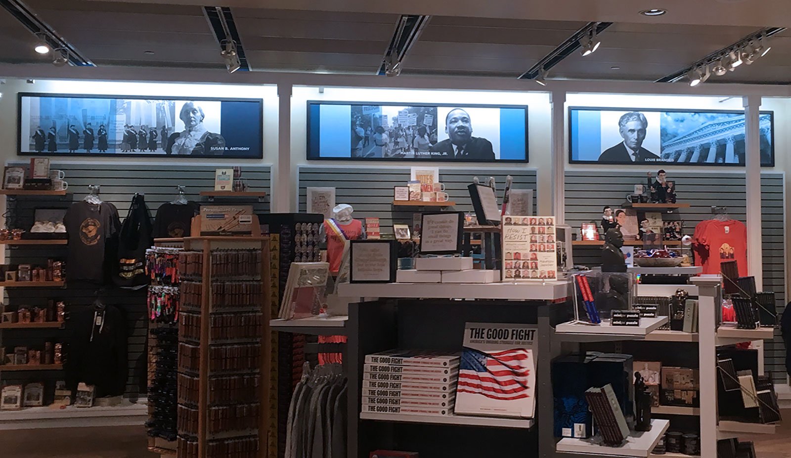 ConstitutionCenter_4_1600.jpeg