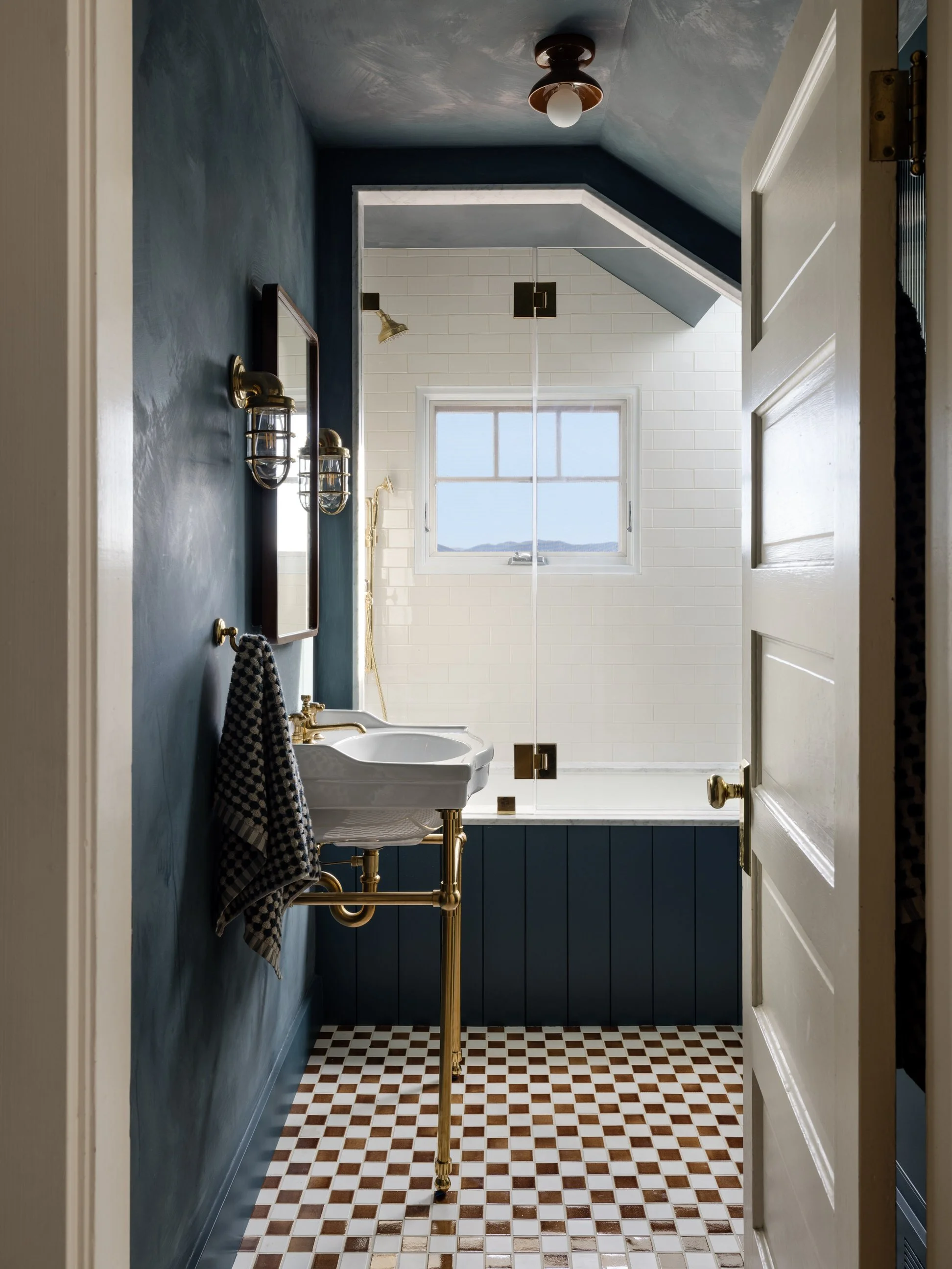 Miranda-Estes-Photography-Chloe Deane Rainier Beach-4.jpg