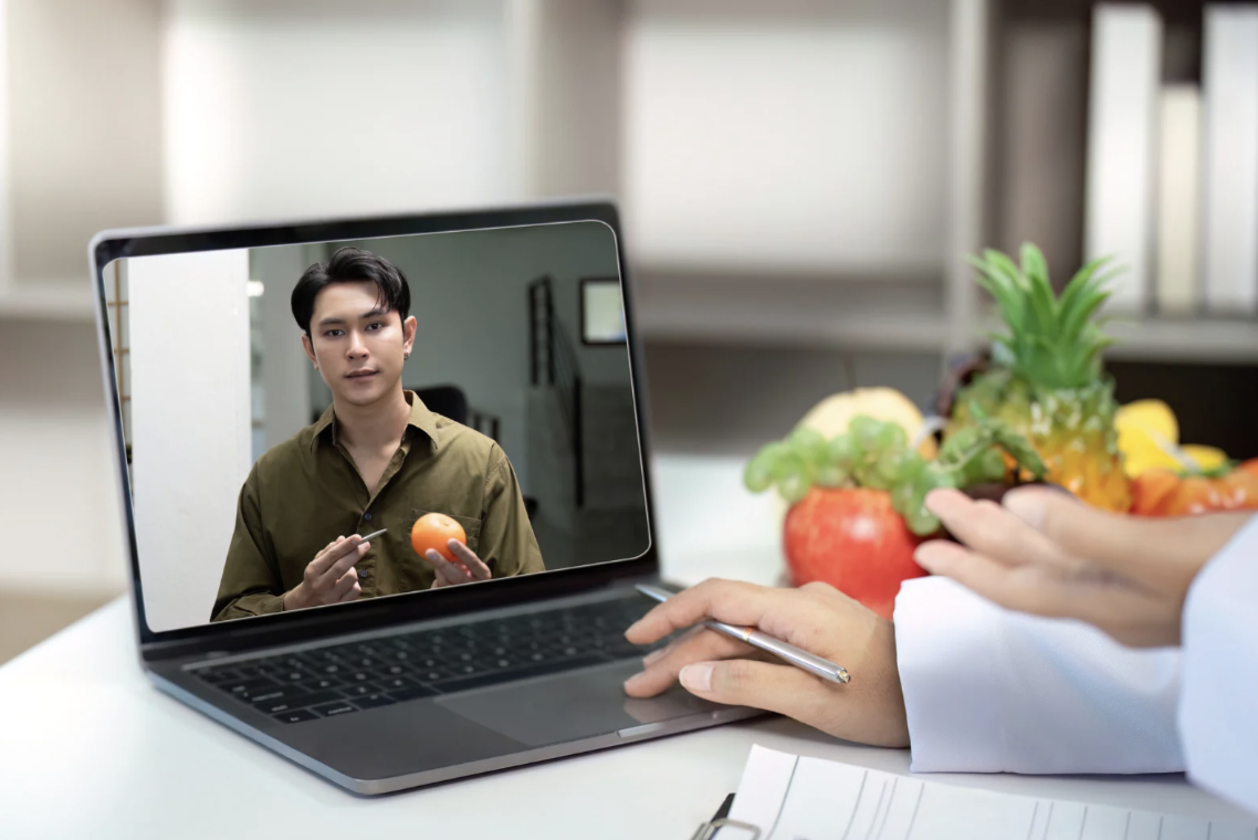 Nourish vs. FLORA vs. DIY: Which Gut Health Program Is Right for You?